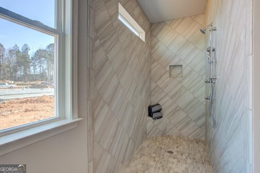 3 bedroom, 3 bathroom, 1,922 sq ft single family residence for sale at 4180 Miraz Court, Acworth, GA 30101 — photo 9