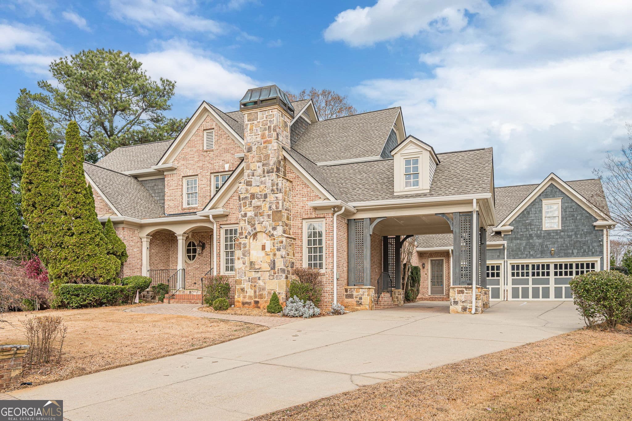 6 bedroom, 7.5 bathroom, 8,311 sq ft single family residence for sale at 3262 Ashmore Hall Drive, Marietta, GA 30062 — photo 2