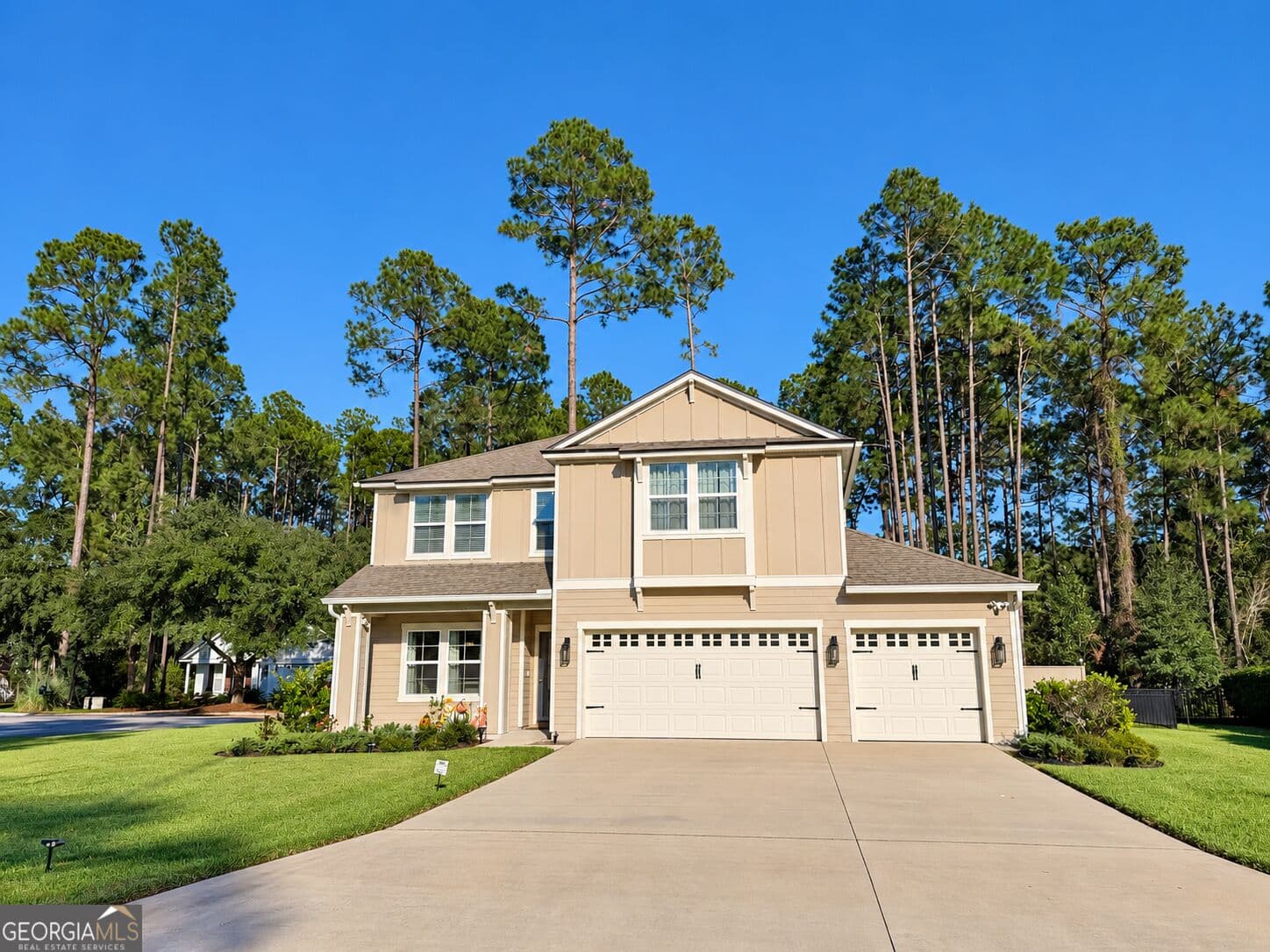 4 bedroom, 4 bathroom, 2,524 sq ft single family residence for rent at 14 Kingfisher Court, St. Marys, GA 31558 for $3,200 a month — photo 2