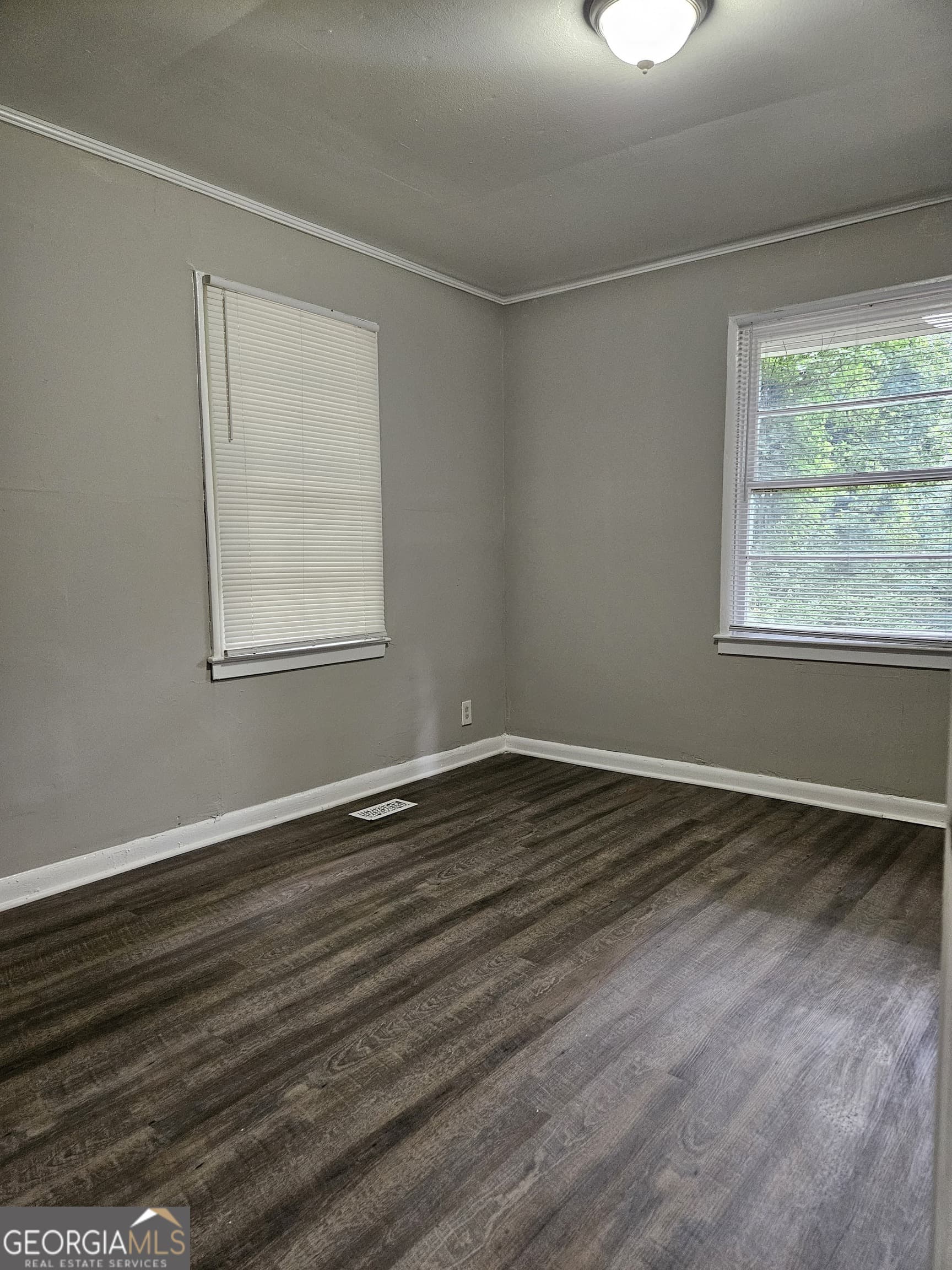 3 bedroom, 1 bathroom, 936 sq ft single family residence for sale at 3069 McKenzie Road, East Point, GA 30344 — photo 6