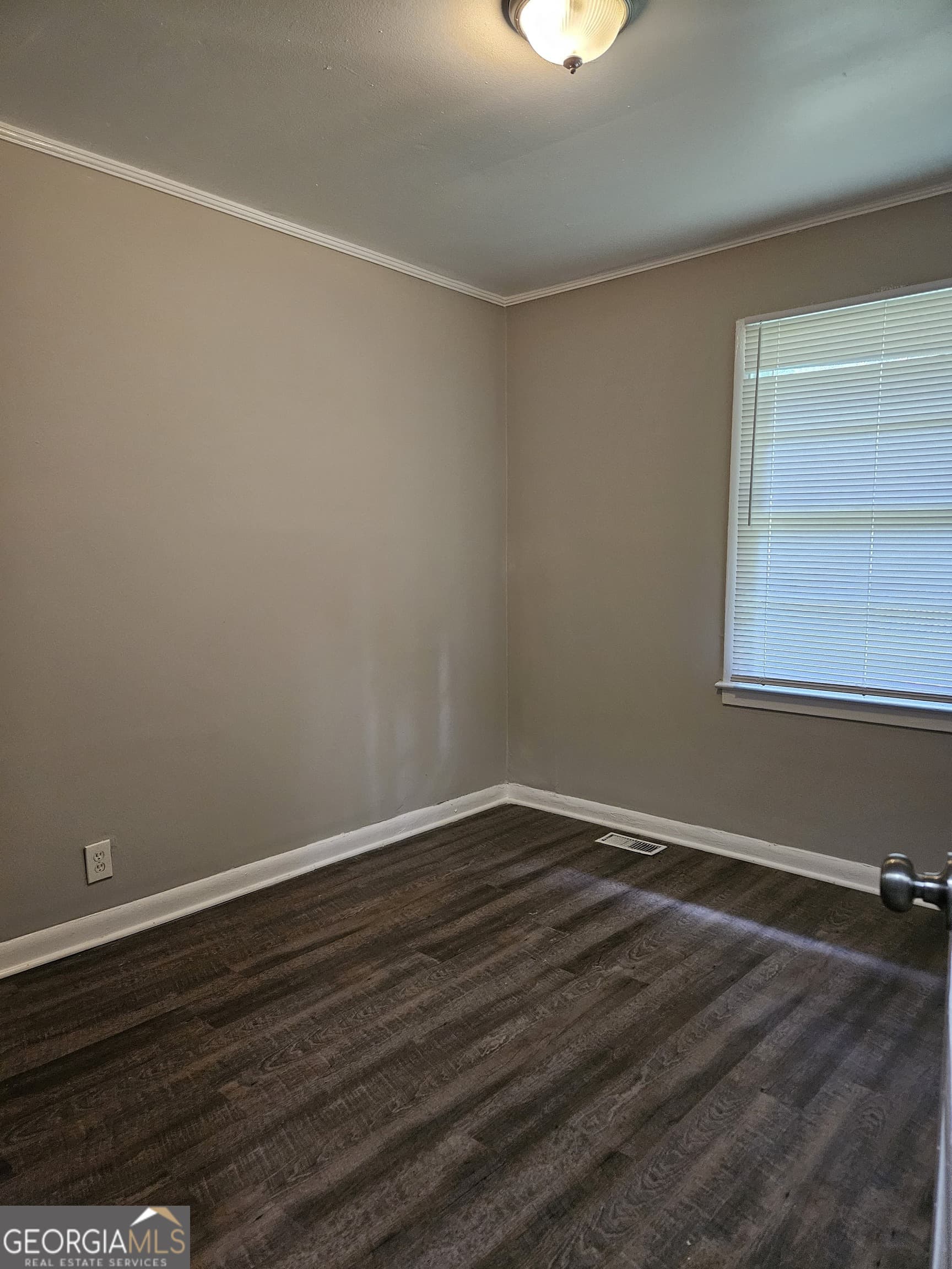 3 bedroom, 1 bathroom, 936 sq ft single family residence for sale at 3069 McKenzie Road, East Point, GA 30344 — photo 9
