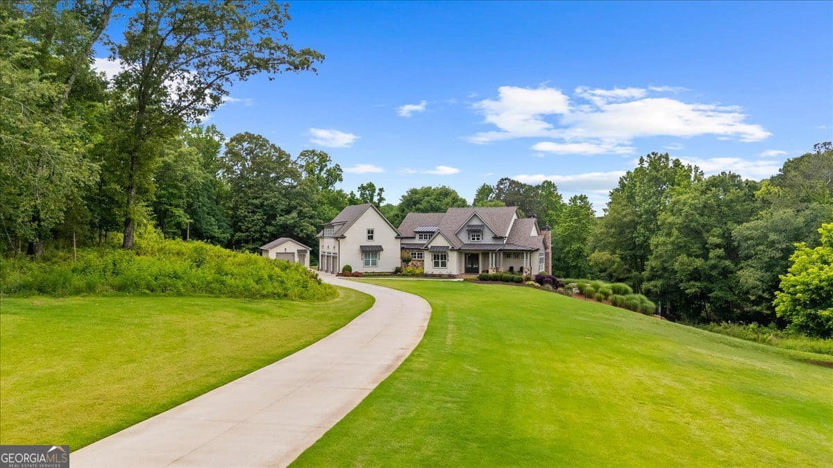 5 bedroom, 5.5 bathroom, 7,450 sq ft single family residence for sale at 2503 Sugar Pike Road, Canton, GA 30115 — photo 9