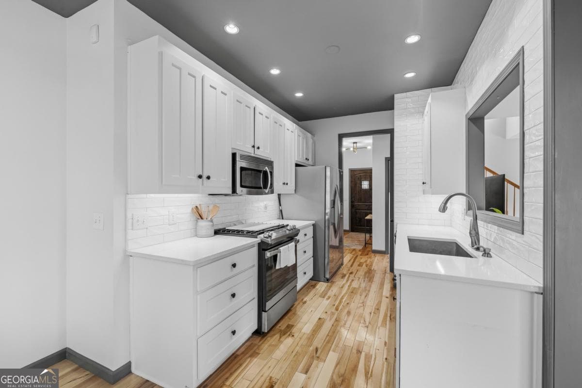3 bedroom, 3 bathroom, 3,294 sq ft single family residence for sale at 1070 Apalachee Woods Trail, Buckhead, GA 30625 — photo 10