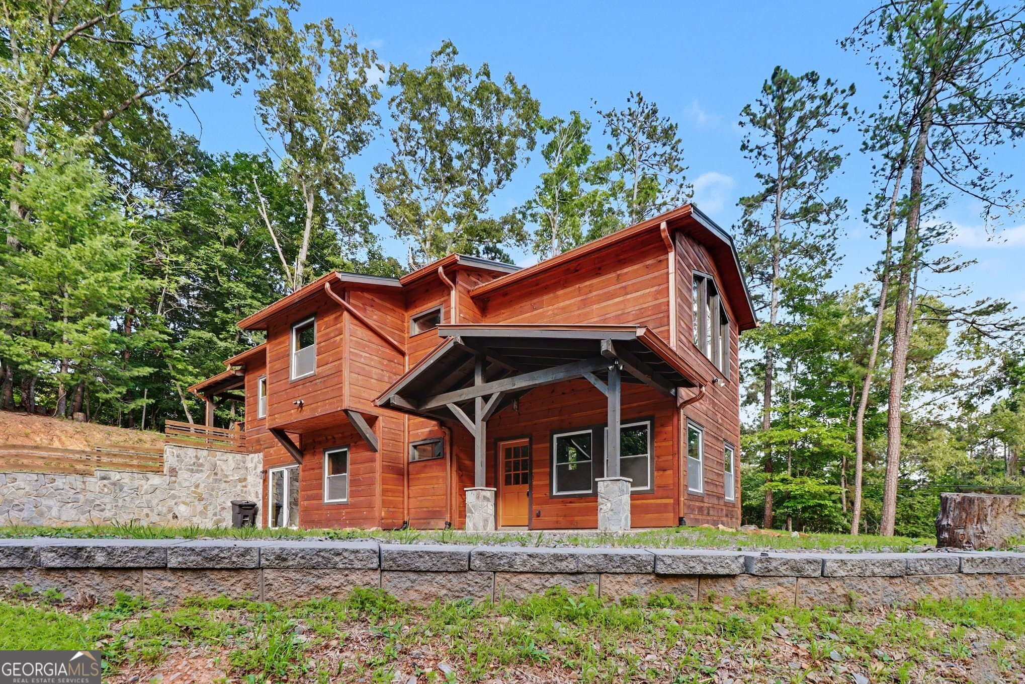 3 bedroom, 3 bathroom, 2,093 sq ft cabin,single family residence for sale at 28 Francis Way, Ellijay, GA 30540 — photo 4