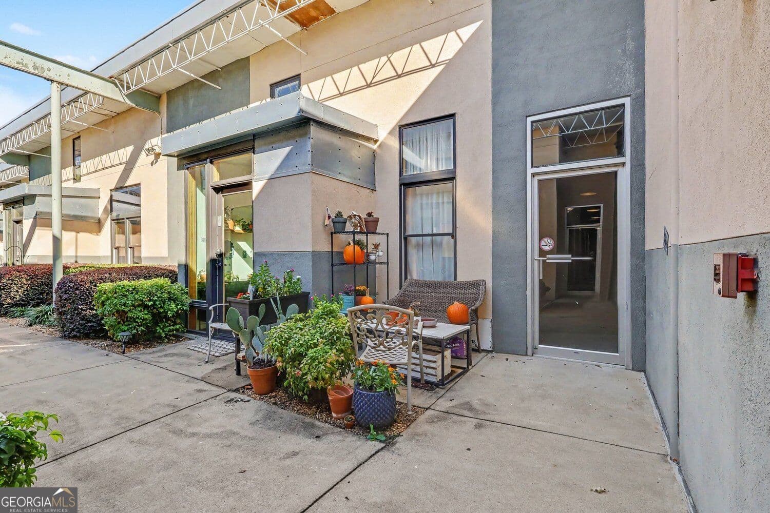 1 bedroom, 1 bathroom, 1,315 sq ft loft,condominium for sale at 174 Chester Avenue 126, Atlanta, GA 30316 — photo 1 of 56