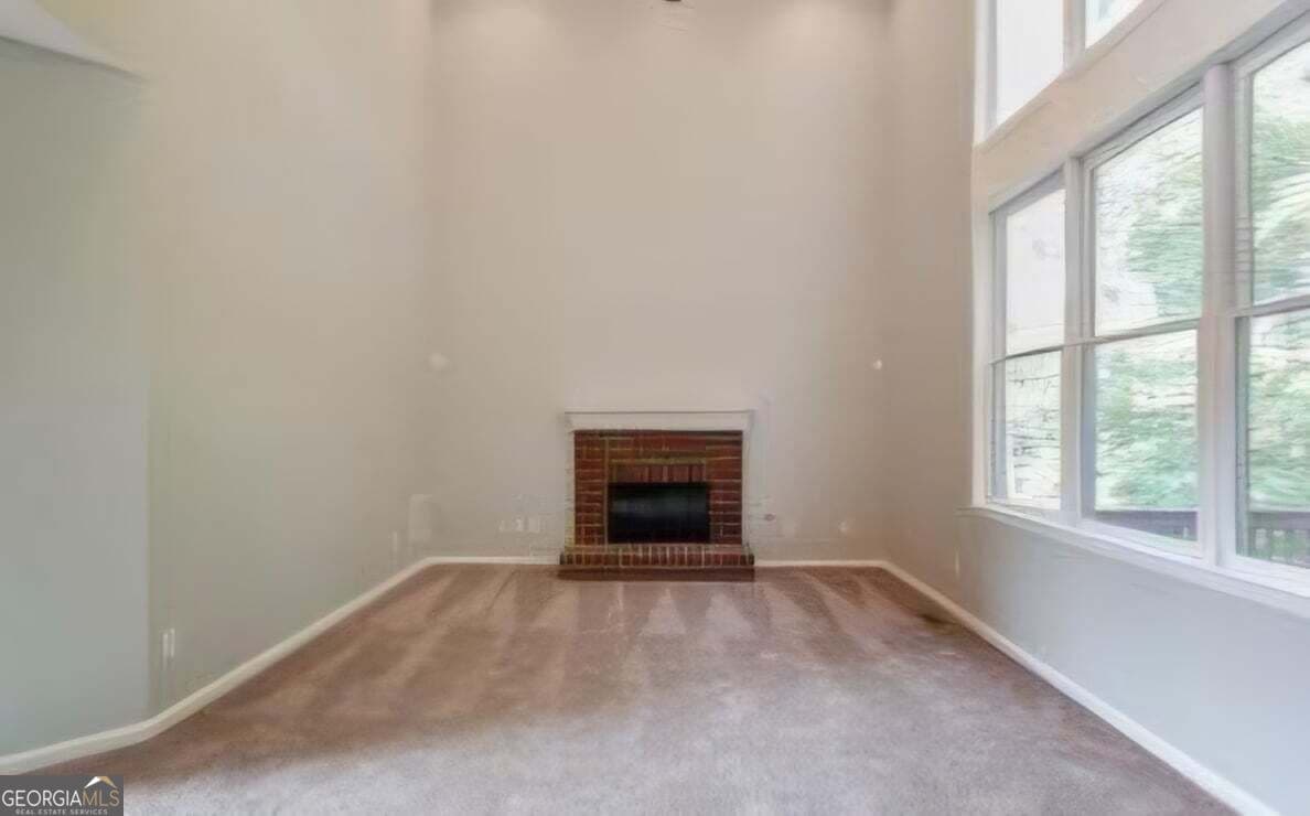 4 bedroom, 2.5 bathroom, 3,350 sq ft single family residence for sale at 1714 Lake Heights Circle, Dacula, GA 30019 — photo 4