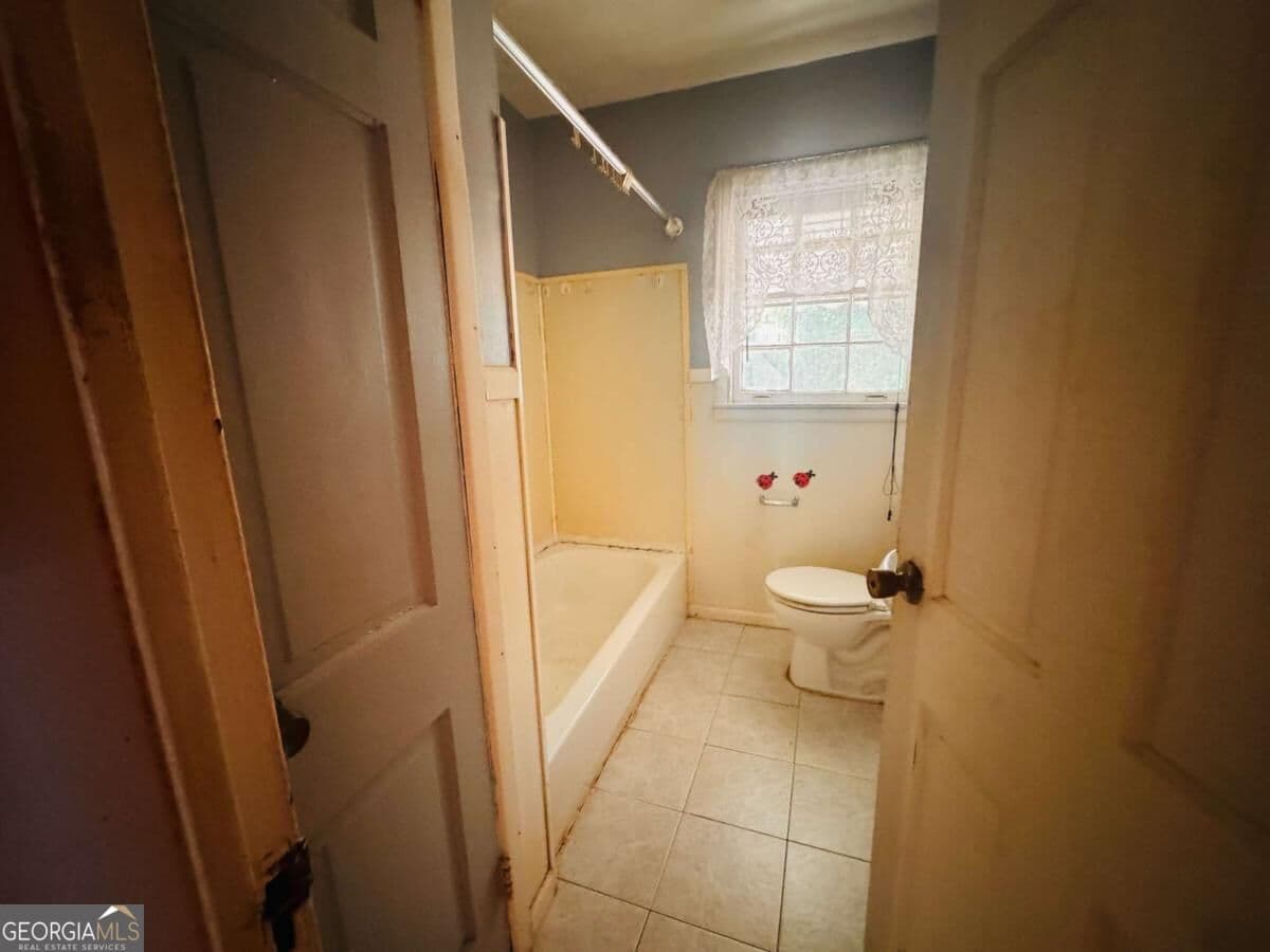 2 bedroom, 1 bathroom, 1,122 sq ft single family residence for sale at 1560 Orlando Street, Atlanta, GA 30311 — photo 7