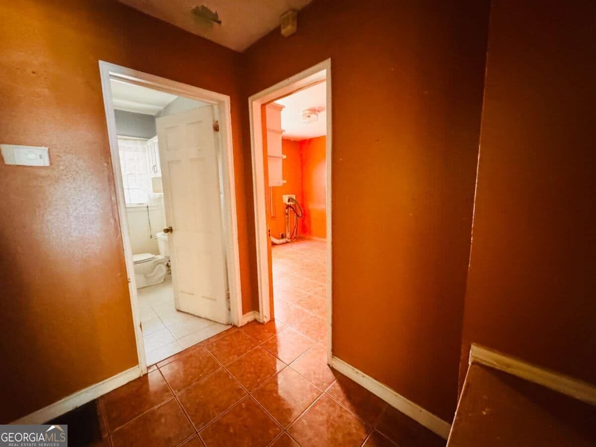 2 bedroom, 1 bathroom, 1,122 sq ft single family residence for sale at 1560 Orlando Street, Atlanta, GA 30311 — photo 8
