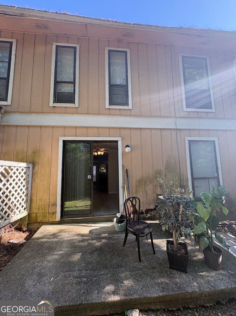 3 bedroom, 3 bathroom, 1,566 sq ft townhouse for rent at 2340 Beaver Ruin Rd Union # 77, Norcross, GA 30071 for $1,600 a month — photo 2