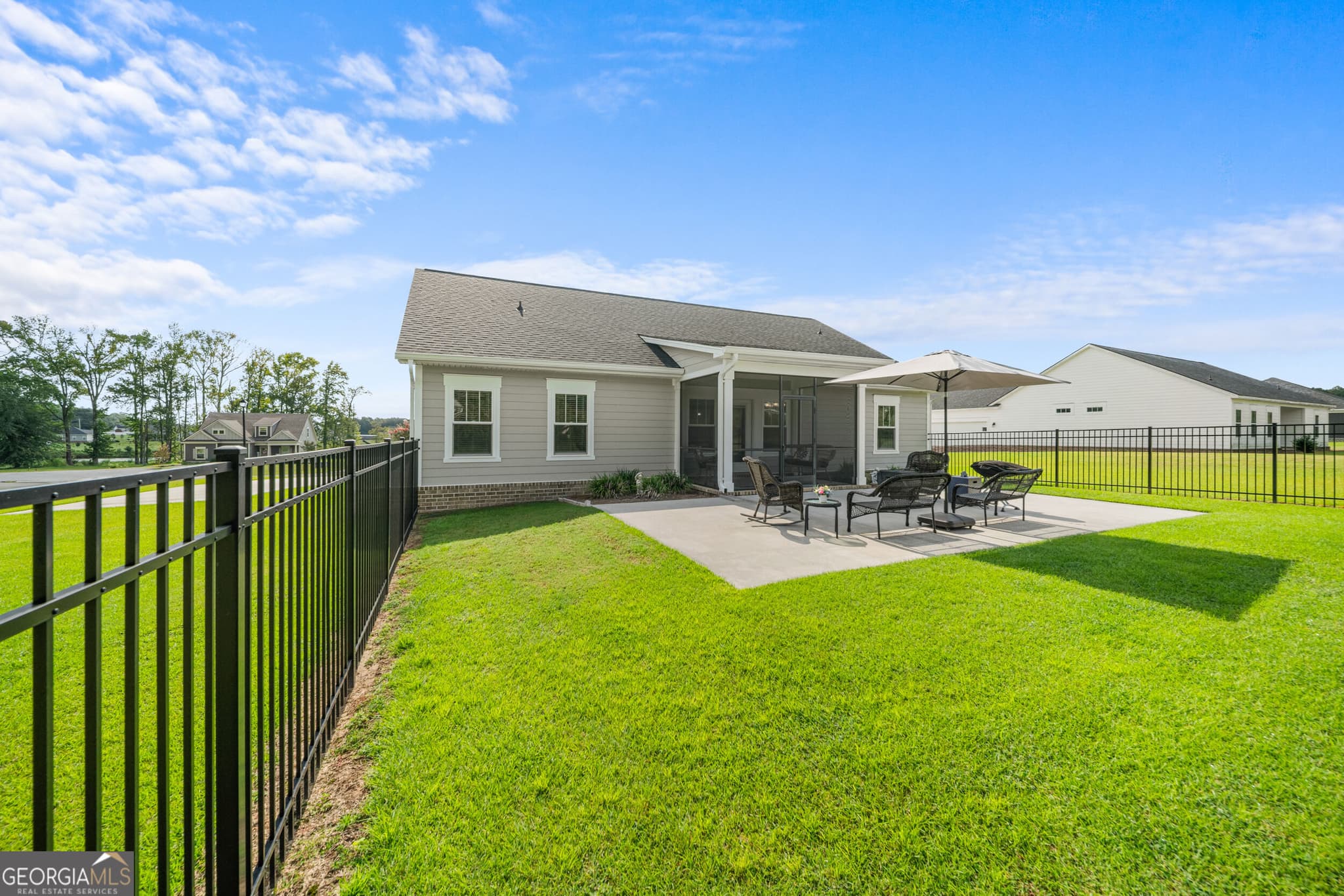 4 bedroom, 2 bathroom, 1,786 sq ft single family residence for sale at 605 Bridle Run, Statesboro, GA 30458 — photo 6