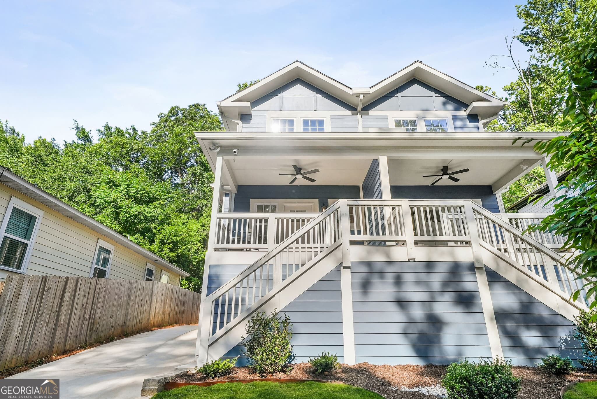 3 bedroom, 2.5 bathroom, 1,514 sq ft townhouse for sale at 411 Oliver Street, Atlanta, GA 30314 — photo 3