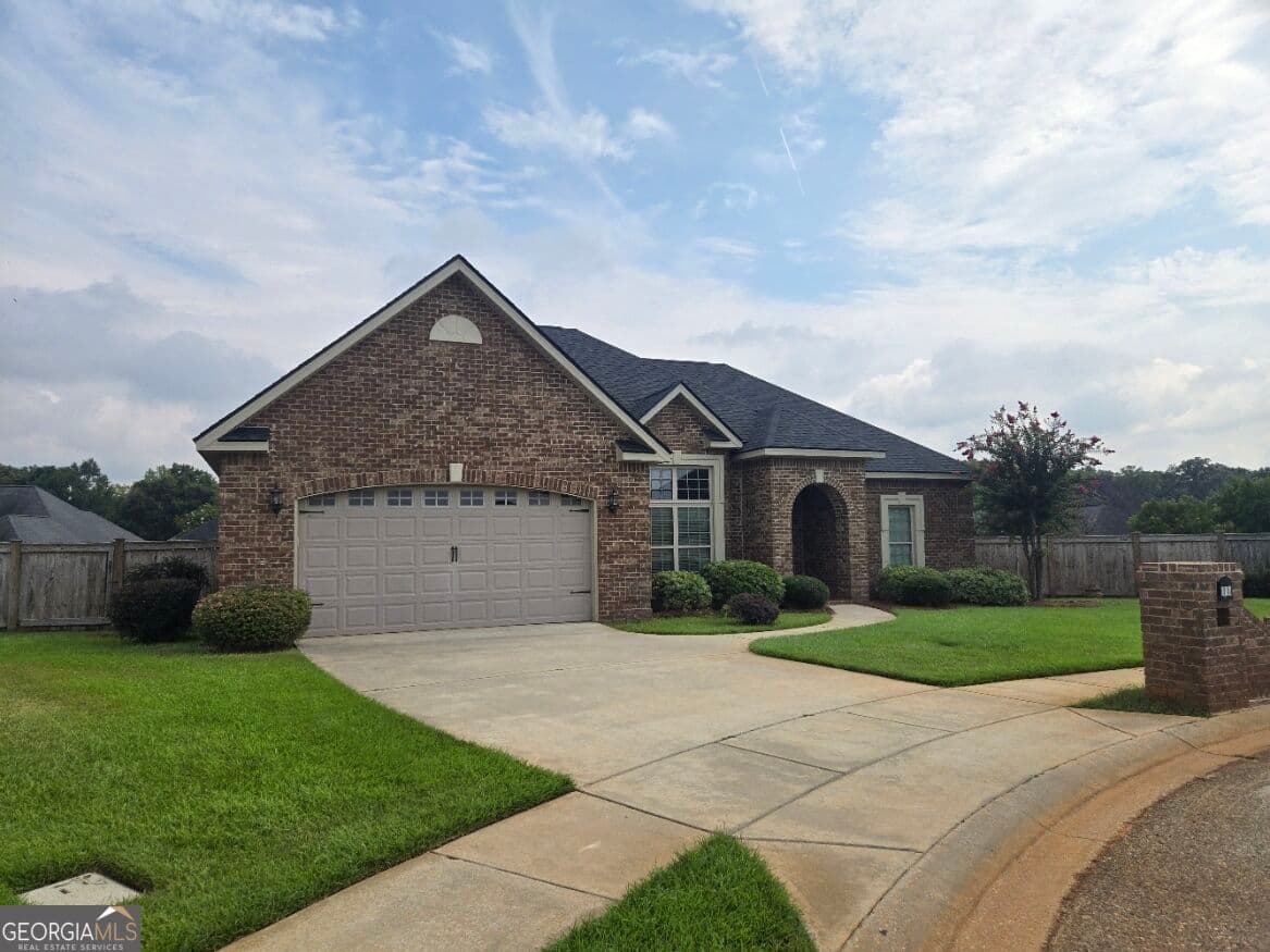 3 bedroom, 2 bathroom, 1,861 sq ft single family residence for sale at 107 Rushmore Place, Kathleen, GA 31047 — photo 3