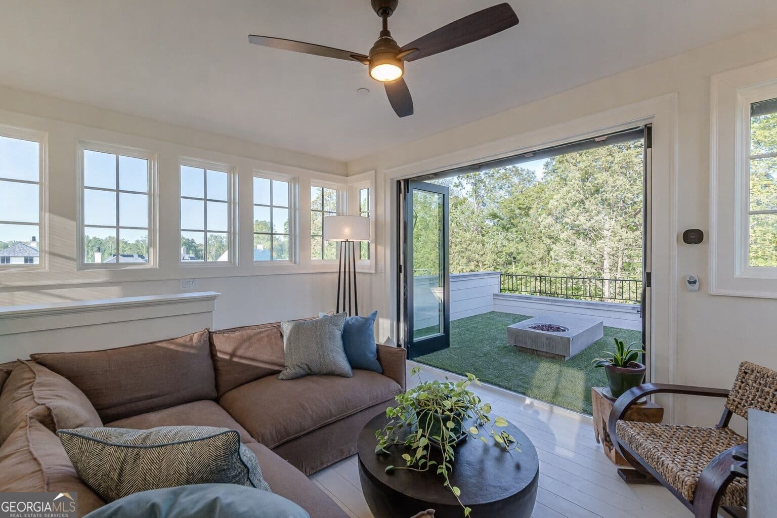 4 bedroom, 5 bathroom, 5,458 sq ft single family residence for sale at 290 Guild Lane, Fayetteville, GA 30214 — photo 8
