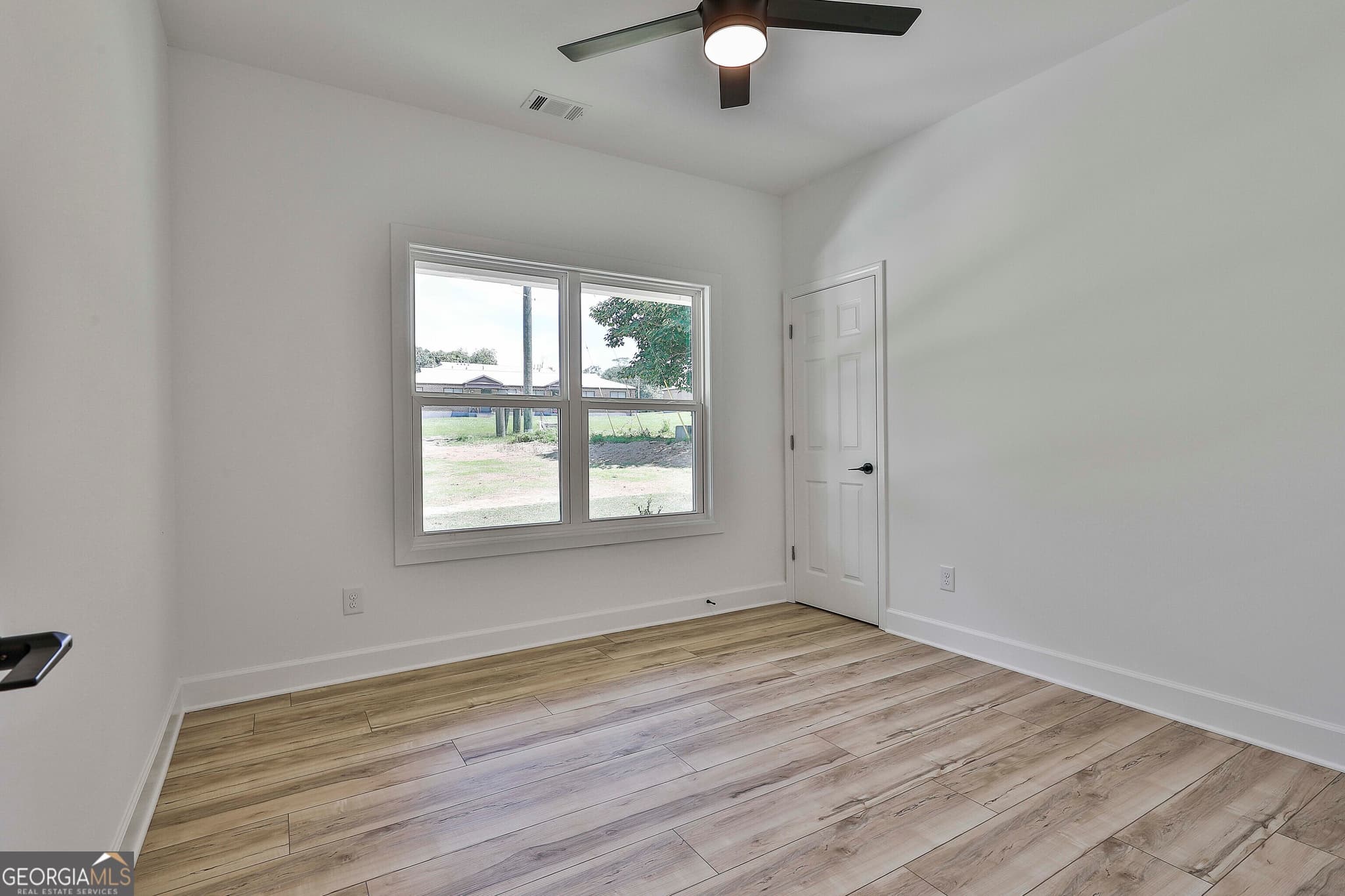 3 bedroom, 2 bathroom, 1,430 sq ft single family residence for sale at 404 W Boyd Road, Hogansville, GA 30230 — photo 8