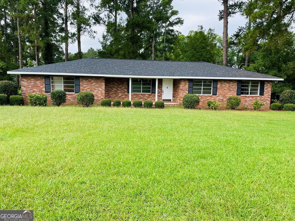 105 Ridgeway Street, Glennville, GA 30427 — most recent listing photo