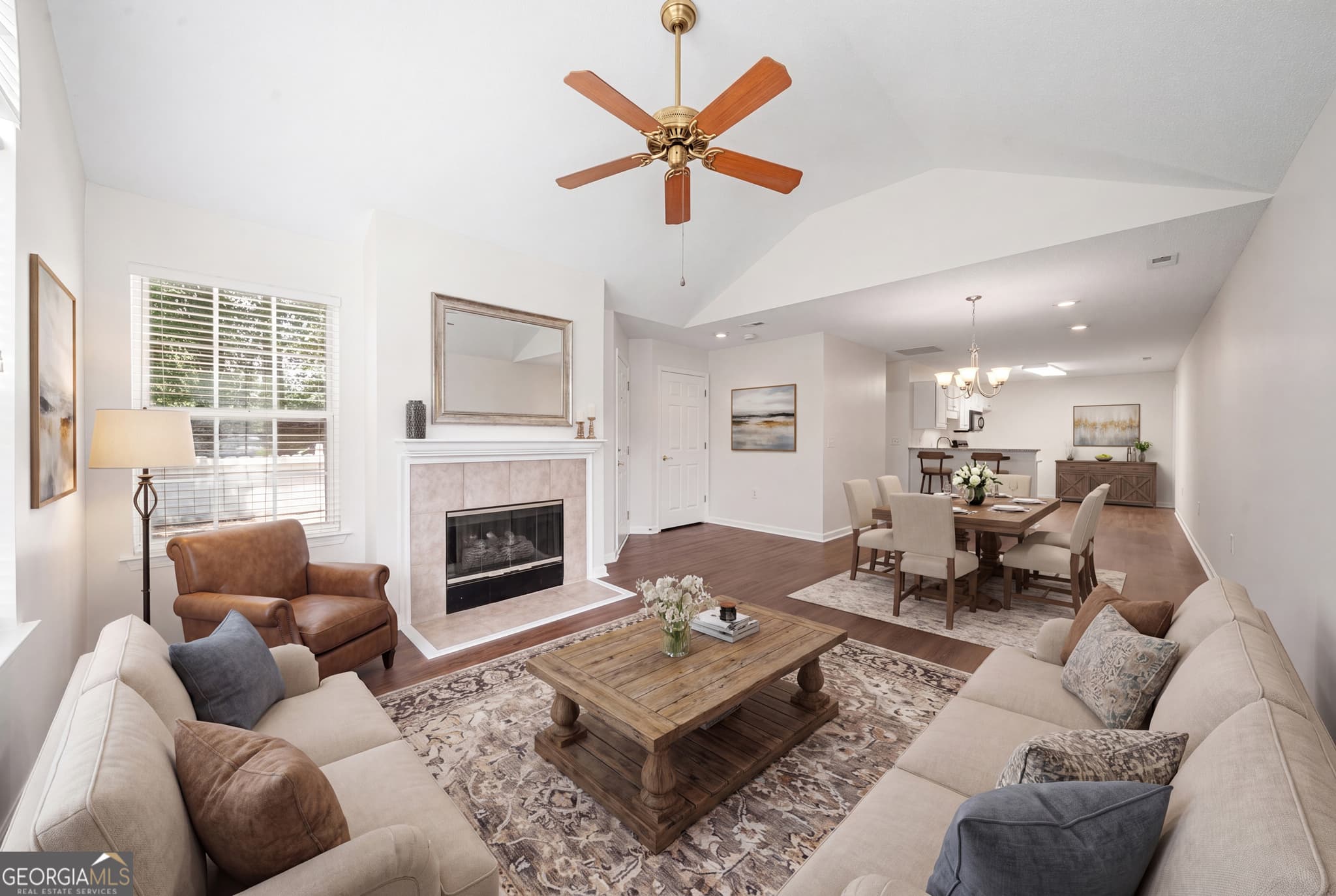 2 bedroom, 2 bathroom, 1,138 sq ft condominium for sale at 3113 Orchard Ridge Circle, Duluth, GA 30096 — photo 3