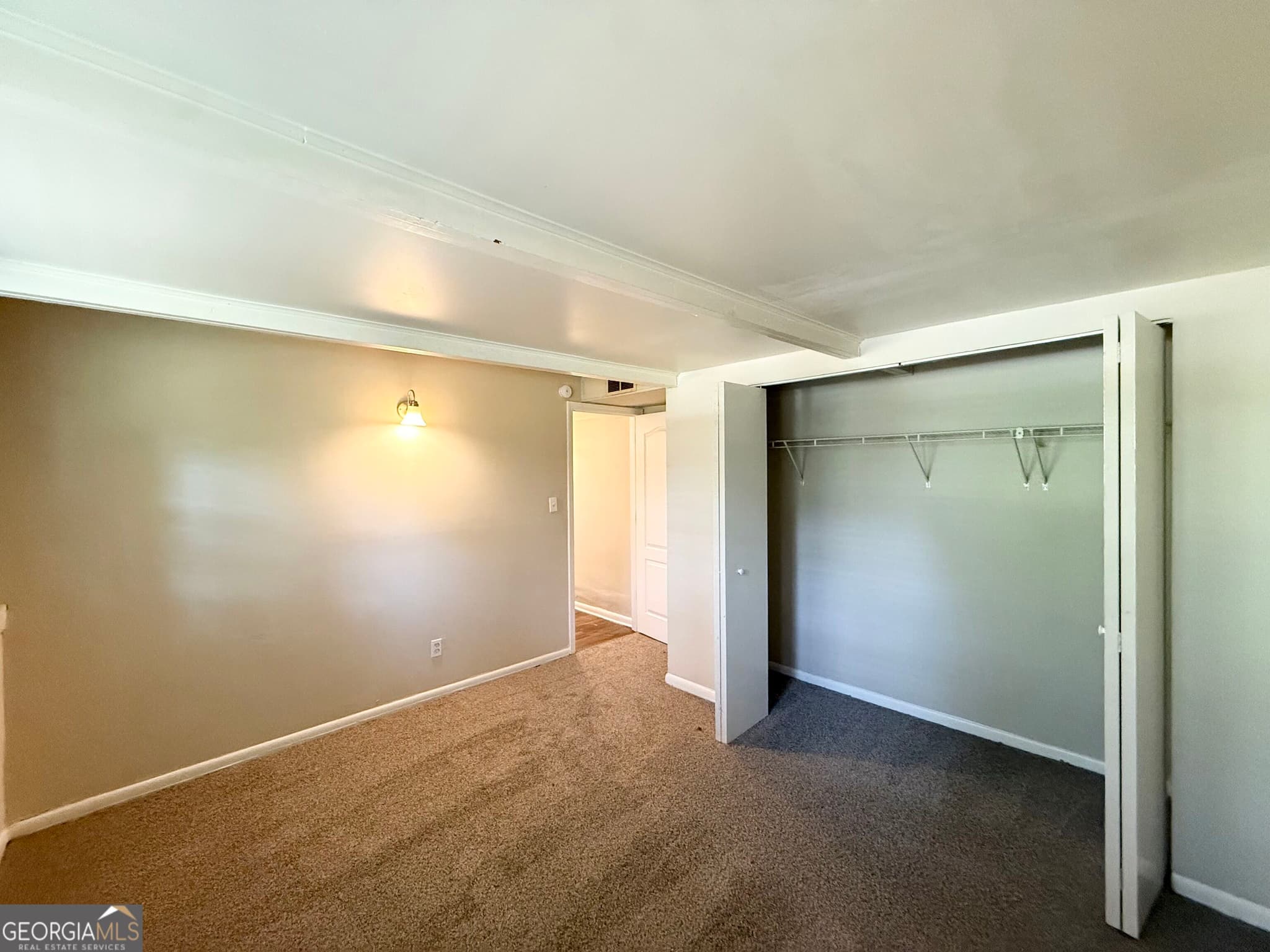 5 bedroom, 2 bathroom, 3,202 sq ft single family residence for sale at 2837 Redwine Road, East Point, GA 30344 — photo 9