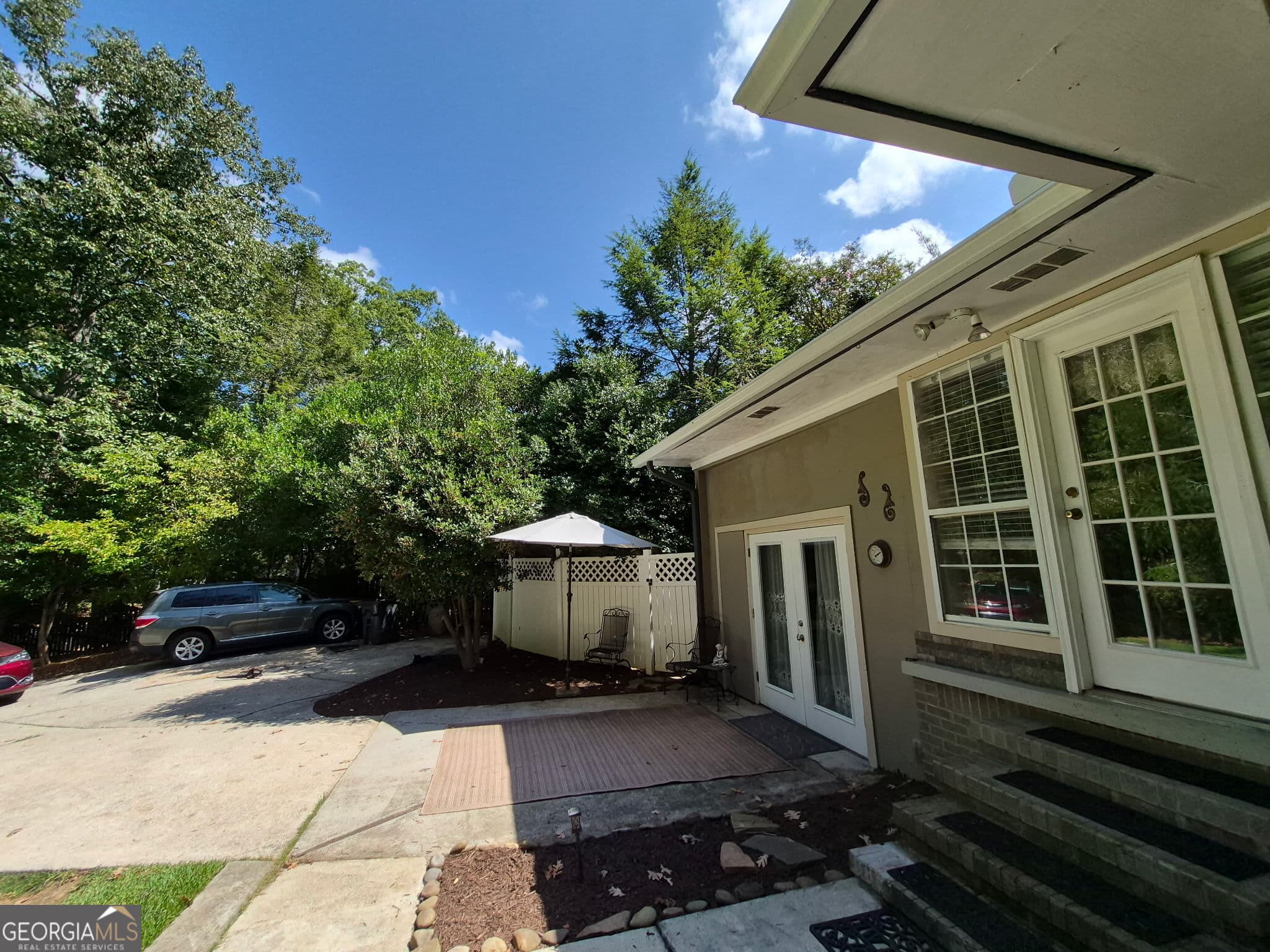 3 bedroom, 2 bathroom, 1,779 sq ft single family residence for sale at 453 Oakland Drive, Gainesville, GA 30501 — photo 9