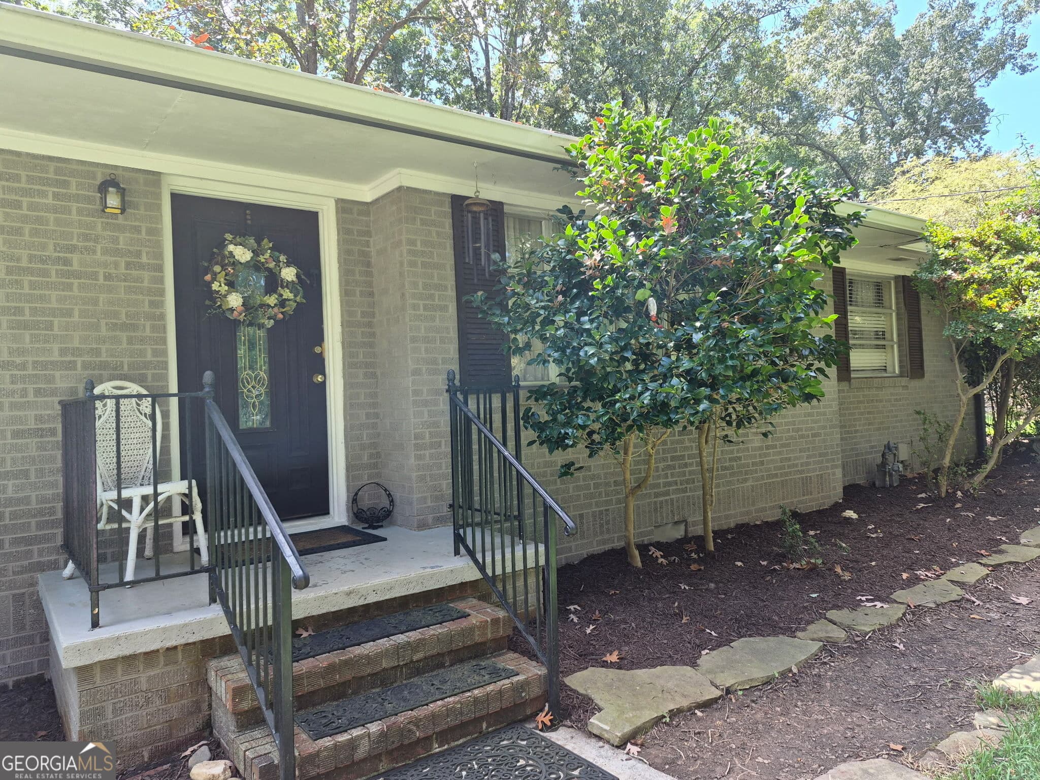 3 bedroom, 2 bathroom, 1,779 sq ft single family residence for sale at 453 Oakland Drive, Gainesville, GA 30501 — photo 4