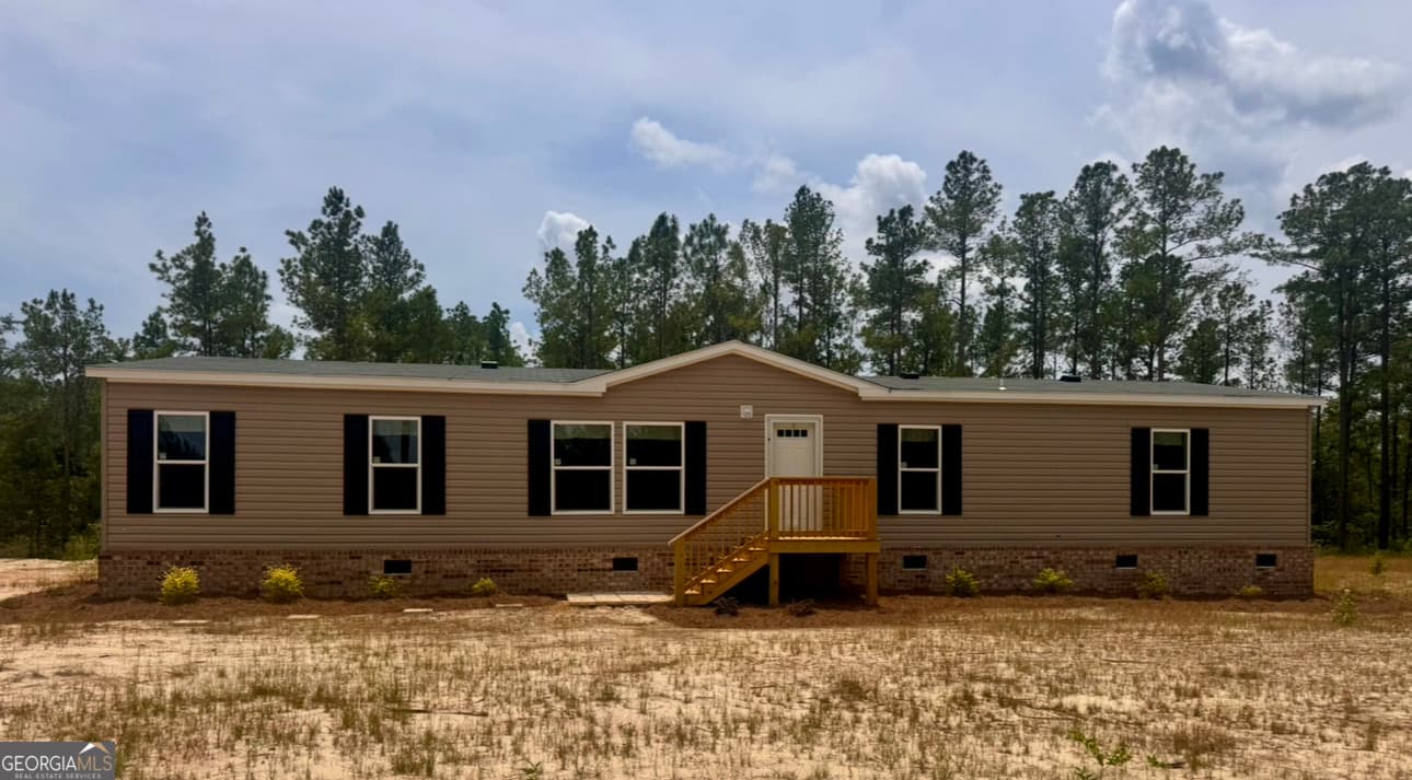 4 bedroom, 2 bathroom, 1,768 sq ft manufactured home,single family residence for sale at 516 Mosley Bridge Road, Claxton, GA 30417 — photo 2