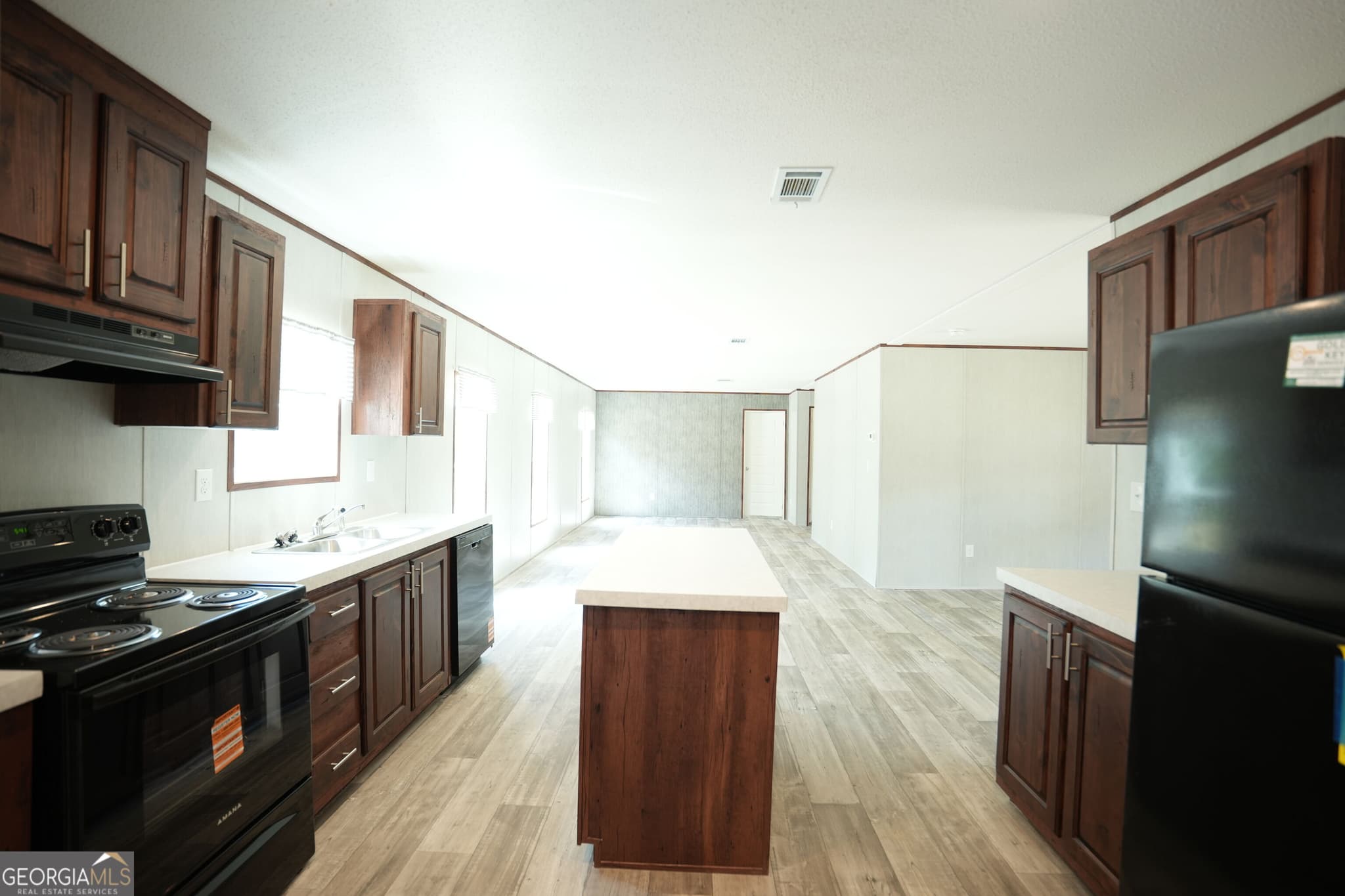 4 bedroom, 2 bathroom, 1,768 sq ft manufactured home,single family residence for sale at 516 Mosley Bridge Road, Claxton, GA 30417 — photo 7
