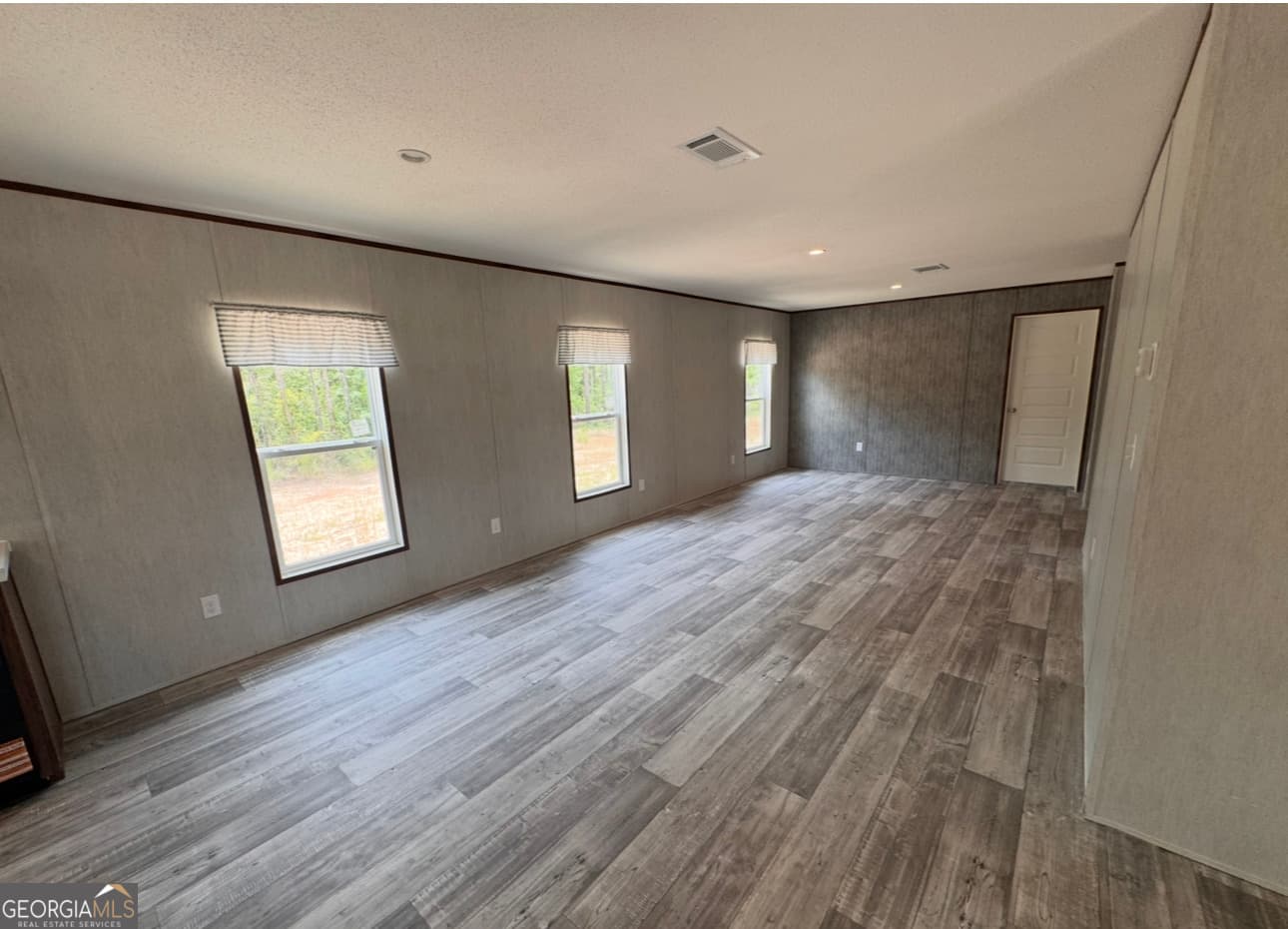 4 bedroom, 2 bathroom, 1,768 sq ft manufactured home,single family residence for sale at 516 Mosley Bridge Road, Claxton, GA 30417 — photo 9