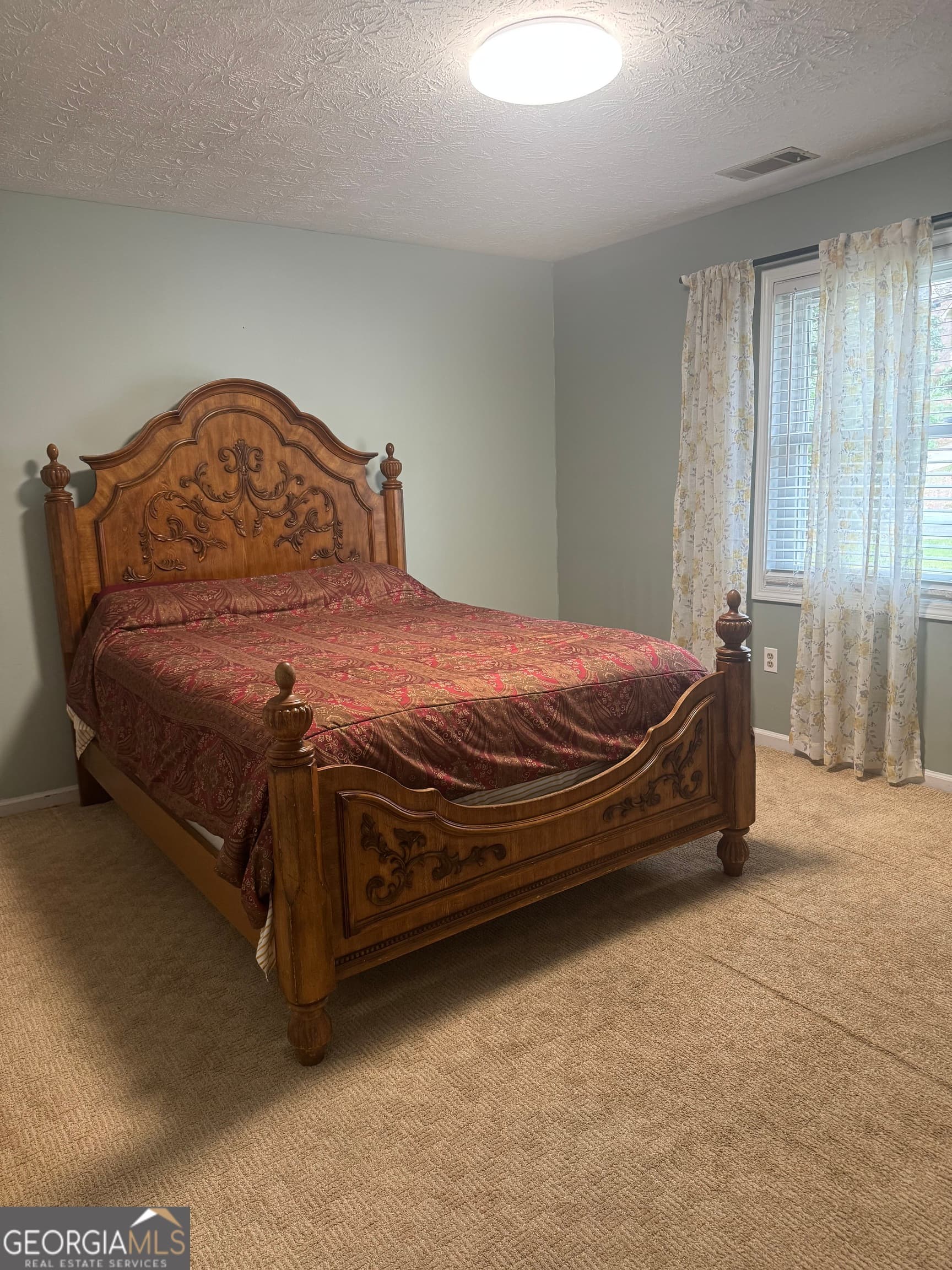 4 bedroom, 3 bathroom, 2,010 sq ft single family residence for sale at 4172 Creek Stone Court, Stone Mountain, GA 30083 — photo 4