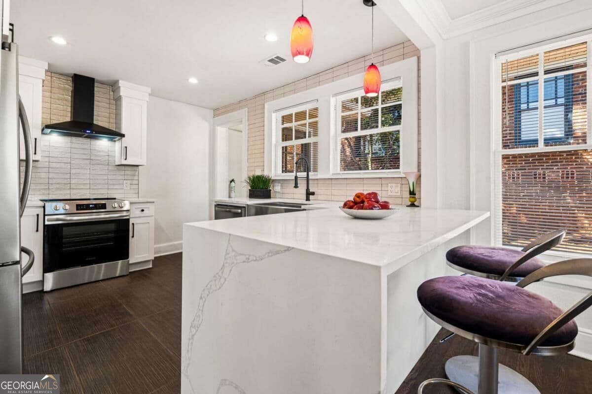 4 bedroom, 3 bathroom single family residence for sale at 1134 Donnelly Avenue, Atlanta, GA 30310 — photo 10
