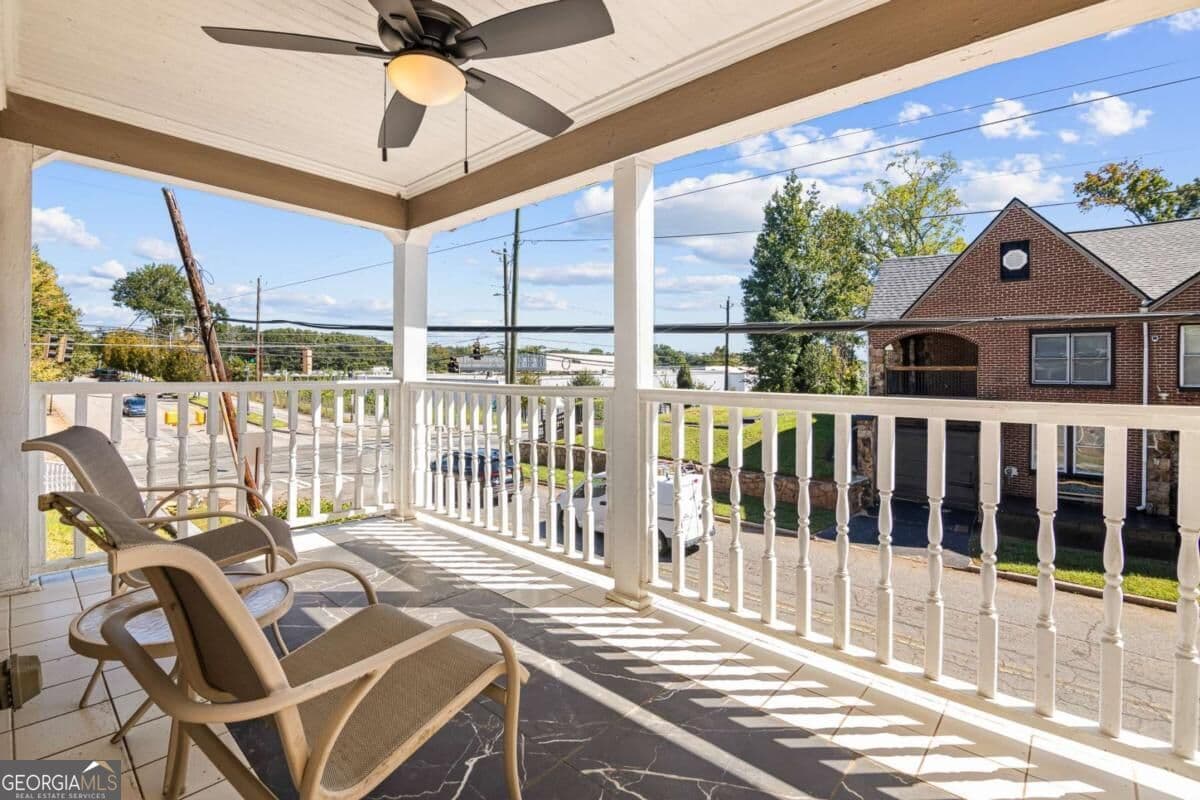4 bedroom, 3 bathroom single family residence for sale at 1134 Donnelly Avenue, Atlanta, GA 30310 — photo 4