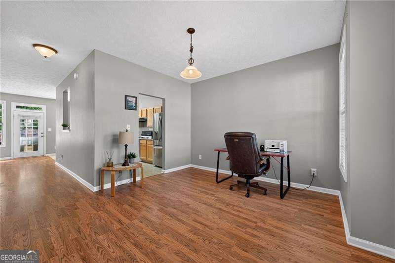 3 bedroom, 2 bathroom, 1,853 sq ft townhouse for sale at 3078 Kentmere Drive, Cumming, GA 30040 — photo 10