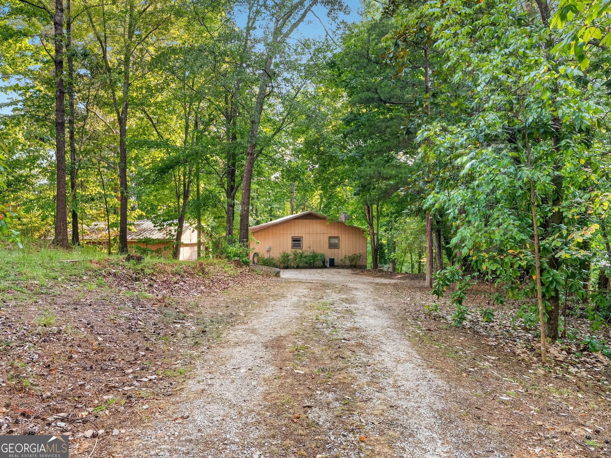 5 bedroom, 2 bathroom, 2,000 sq ft single family residence for sale at 160 Ricks Road, Fair Play, SC 29643 — photo 3