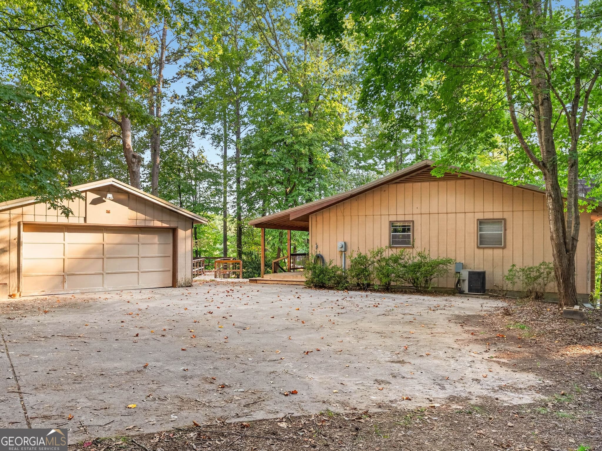 5 bedroom, 2 bathroom, 2,000 sq ft single family residence for sale at 160 Ricks Road, Fair Play, SC 29643