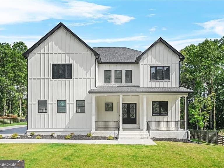 7 bedroom, 6 bathroom single family residence sold at 5175 SW Cascade Road, Atlanta, GA 30331