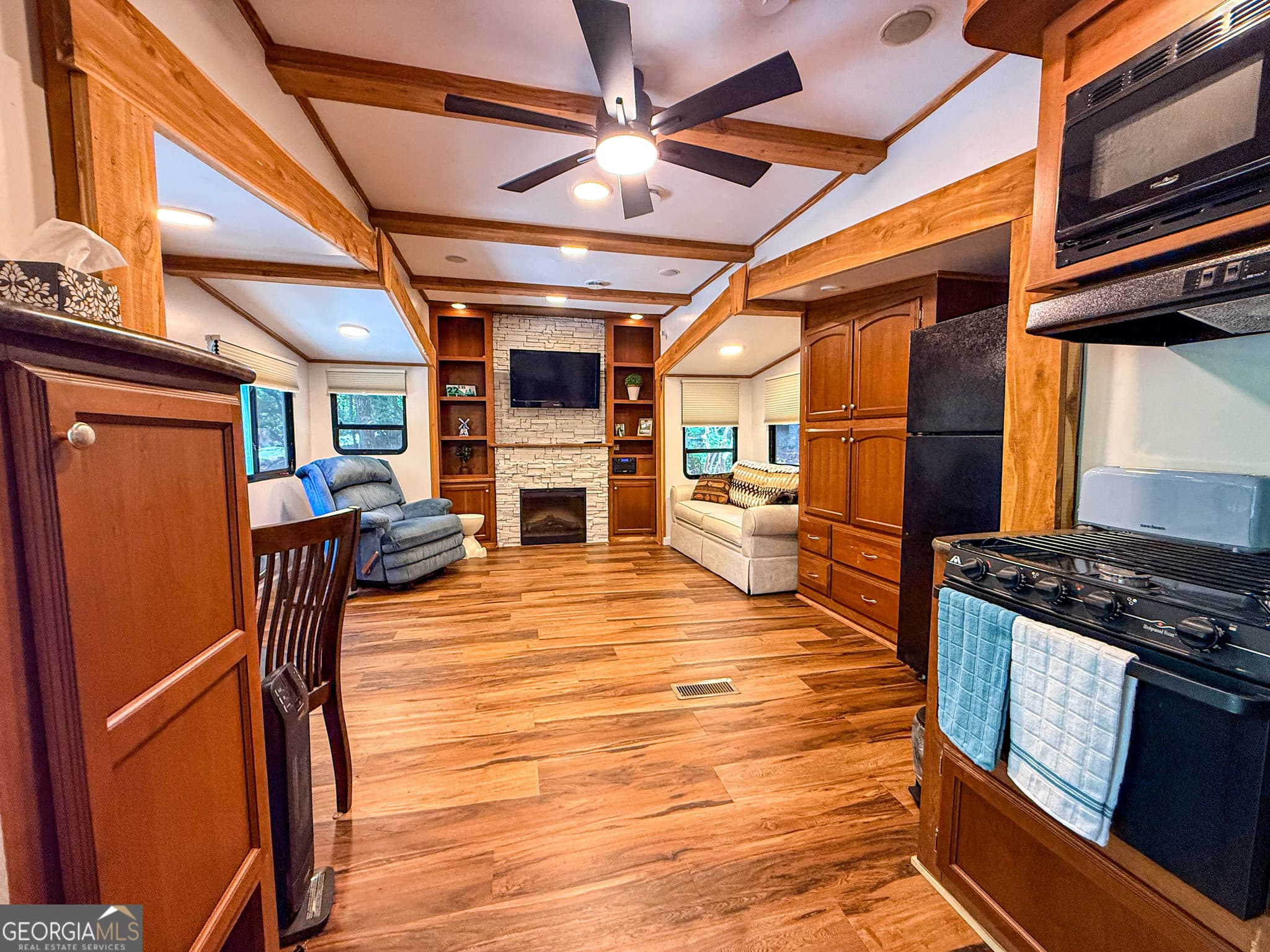 2 bedroom, 1.5 bathroom, 544 sq ft single family residence for sale at 22 Nob Hill Ridge, Cleveland, GA 30528 — photo 8