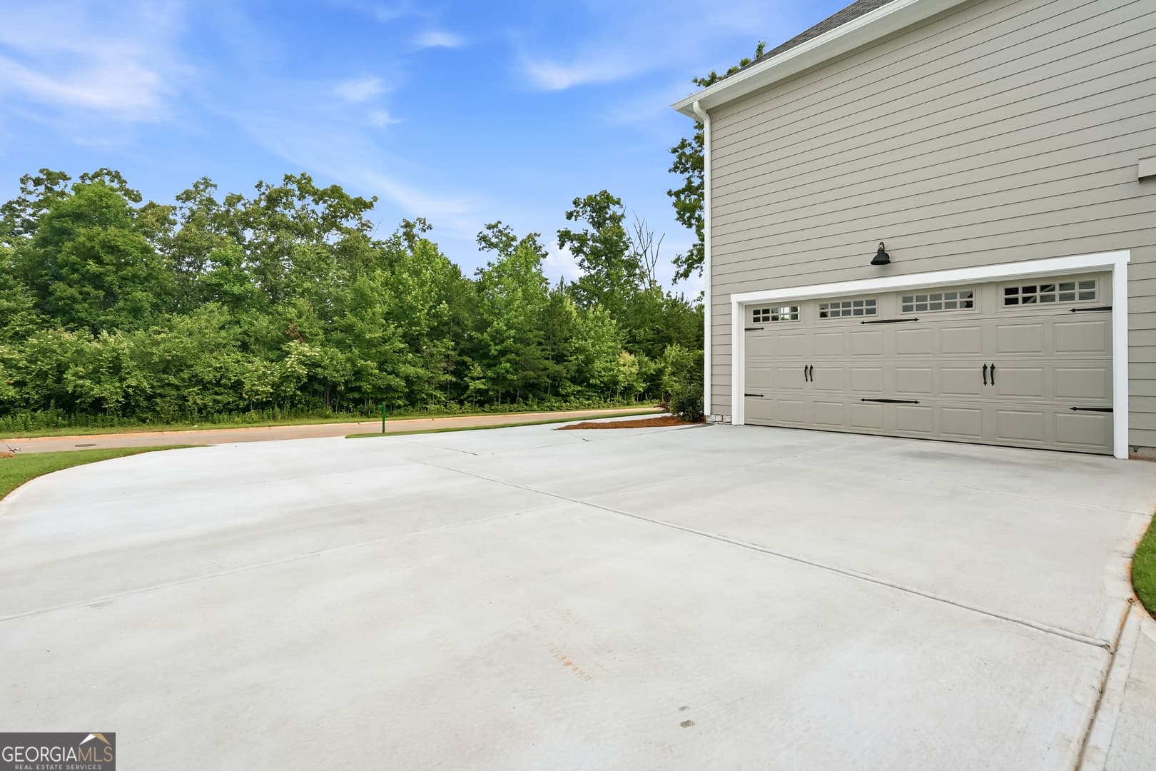 4 bedroom, 2.5 bathroom, 2,480 sq ft single family residence for sale at 630 Sweetgrass Drive, Demorest, GA 30535 — photo 4