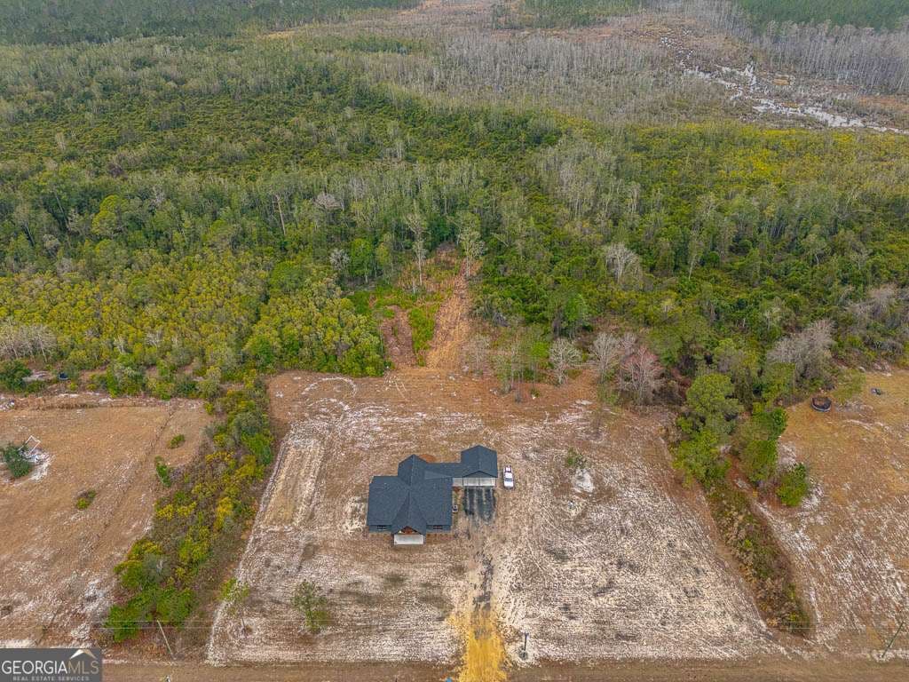 3 bedroom, 2.5 bathroom, 2,327 sq ft single family residence sold at 569 Liberty Court, Jesup, GA 31546