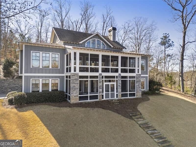 5 bedroom, 4.5 bathroom, 4,358 sq ft cabin,single family residence for sale at 72 Buckeye Ridge, Newnan, GA 30263 — photo 1 of 80