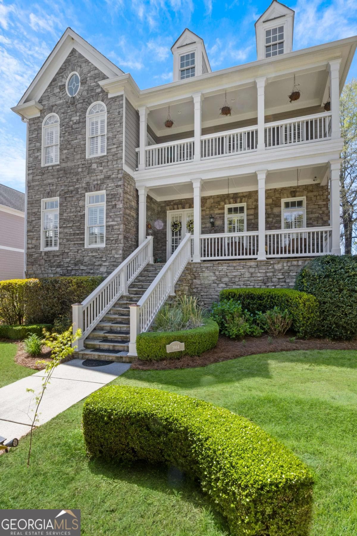 4 bedroom, 4.5 bathroom single family residence sold at 3984 Basque Circle, Smyrna, GA 30080