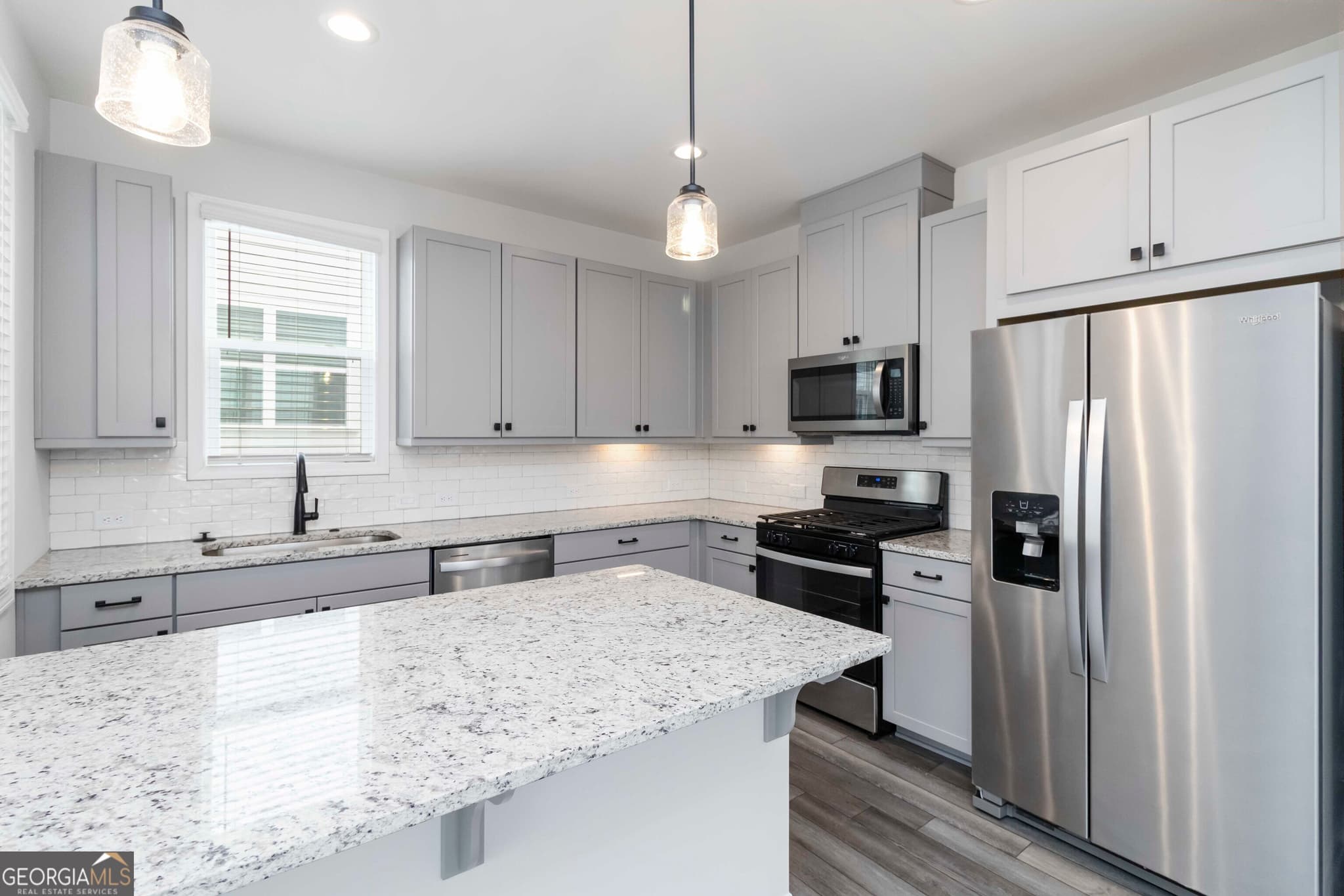 2 bedroom, 2 bathroom, 1,928 sq ft townhouse for rent at 2000 Harvest Pond Circle 2094 - BRAMBLE, Suwanee, GA 30024 for $3,325 a month — photo 2