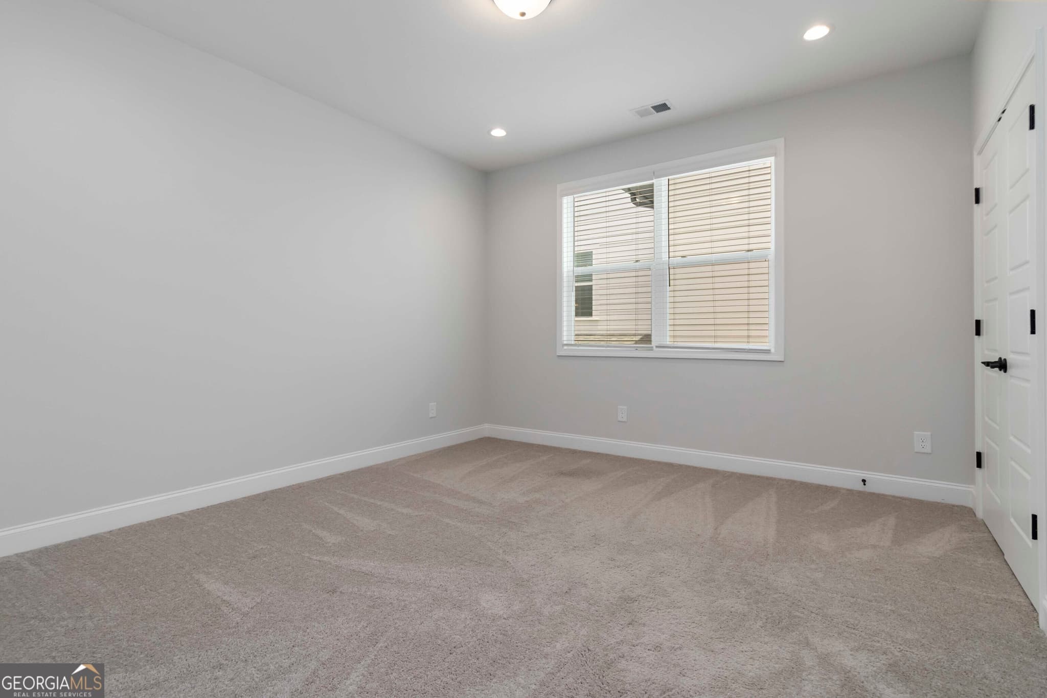2 bedroom, 2 bathroom, 1,928 sq ft townhouse for rent at 2000 Harvest Pond Circle 2094 - BRAMBLE, Suwanee, GA 30024 for $3,325 a month — photo 9