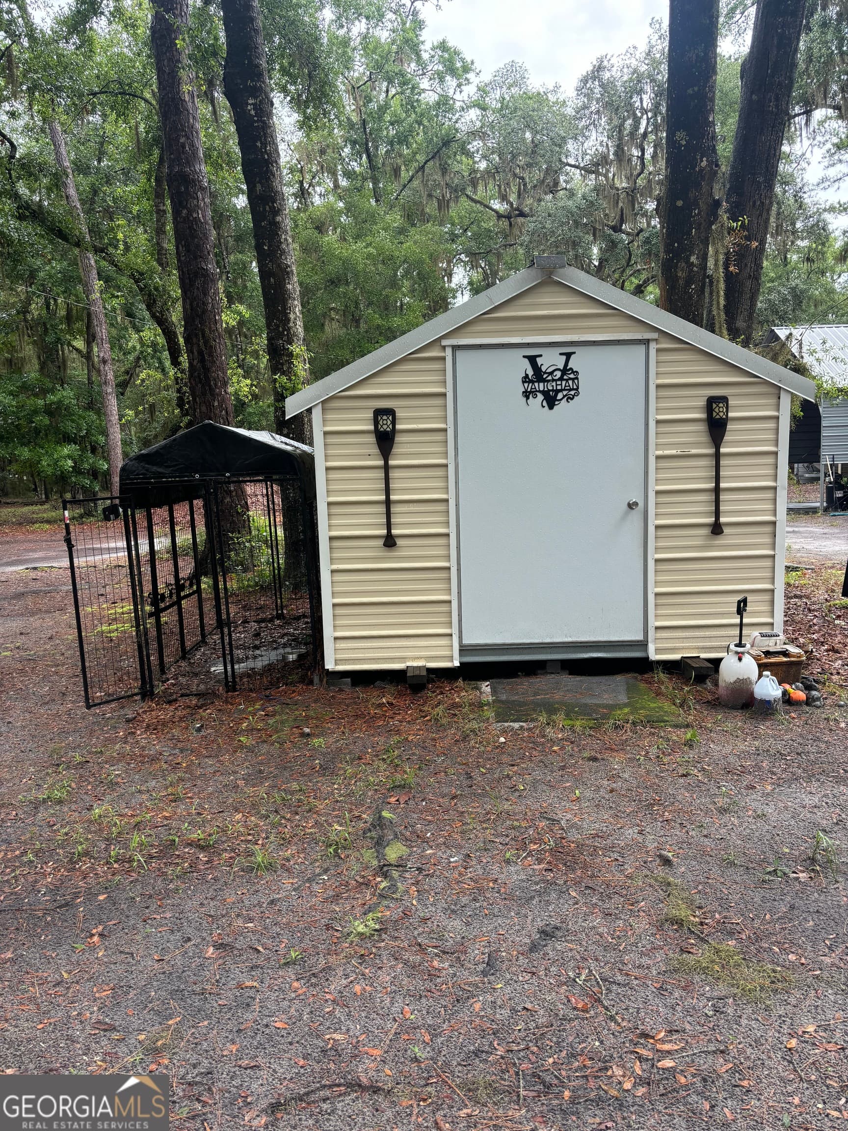 3 bedroom, 2 bathroom, 864 sq ft manufactured home,single family residence for sale at 1081 Caton Road, Townsend, GA 31331 — photo 5
