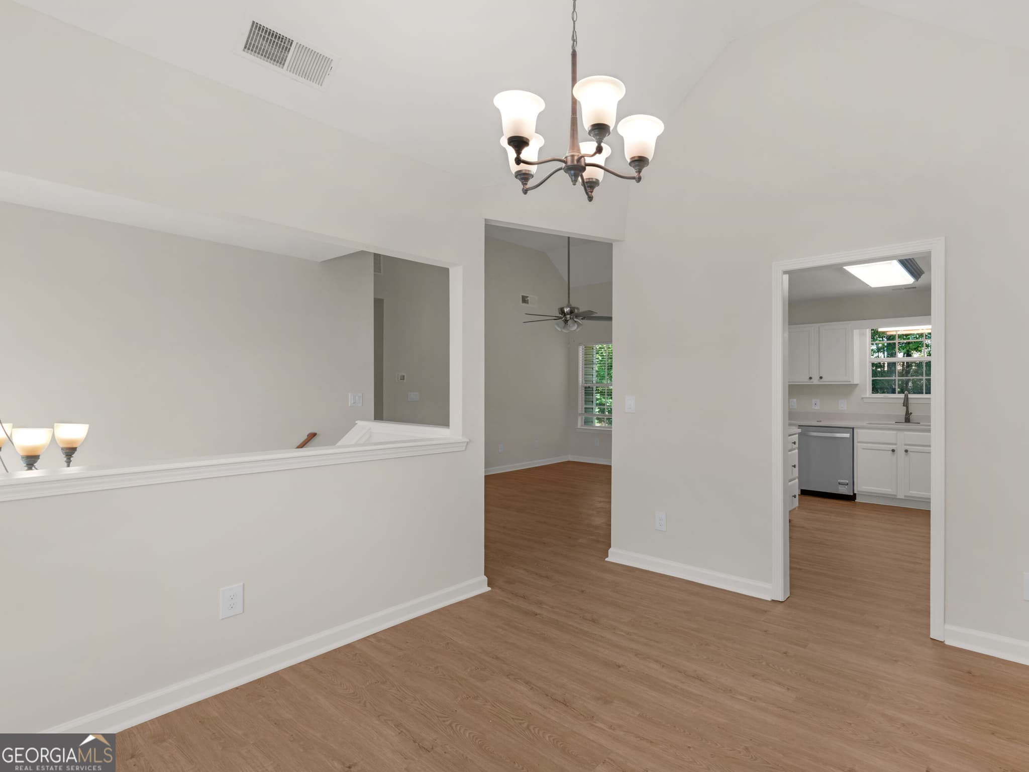 4 bedroom, 3 bathroom, 2,033 sq ft single family residence for sale at 102 JASONS Ridge, Griffin, GA 30223 — photo 8