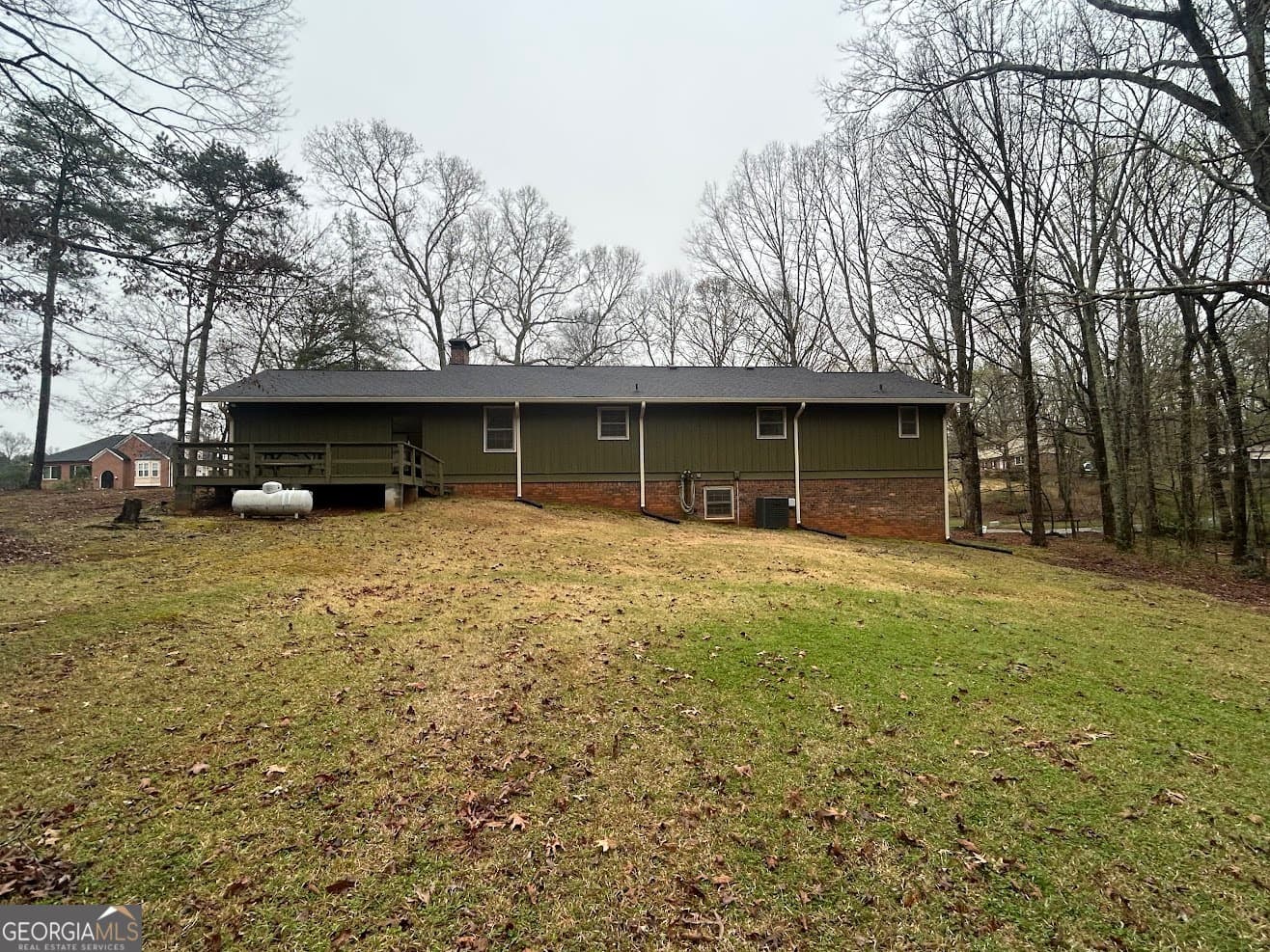 3 bedroom, 2 bathroom, 1,740 sq ft single family residence for sale at 8896 Hickory Hollow Drive, Douglasville, GA 30135 — photo 3