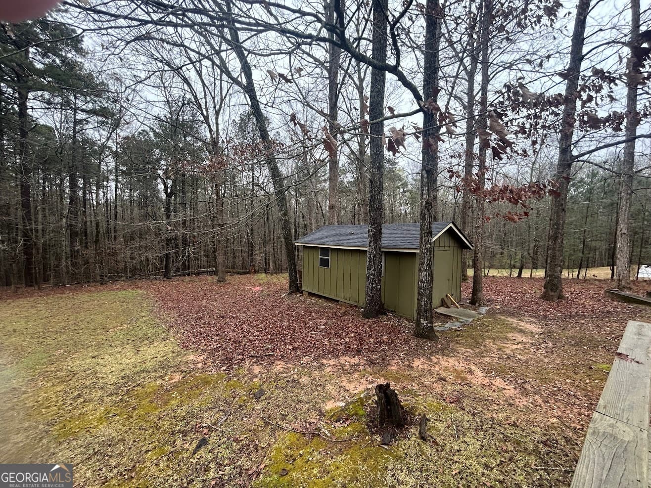 3 bedroom, 2 bathroom, 1,740 sq ft single family residence for sale at 8896 Hickory Hollow Drive, Douglasville, GA 30135 — photo 8