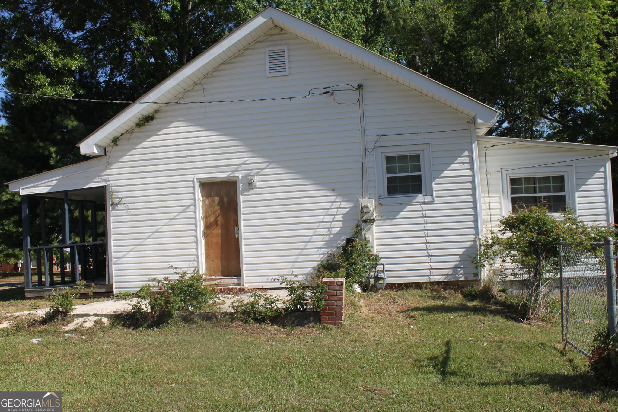 2 bedroom, 2 bathroom, 1,130 sq ft single family residence for sale at 1 Callaway Street, Manchester, GA 31816 — photo 2