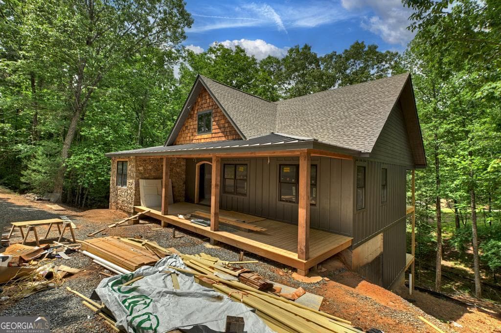 3 bedroom, 3 bathroom cabin,single family residence for sale at 514 Shenendoa Drive, Ellijay, GA 30540 — photo 1 of 20