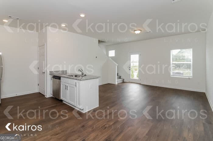 3 bedroom, 2.5 bathroom, 1,304 sq ft townhouse for rent at 101 Dudley Way, Cartersville, GA 30120 for $1,495 a month — photo 7