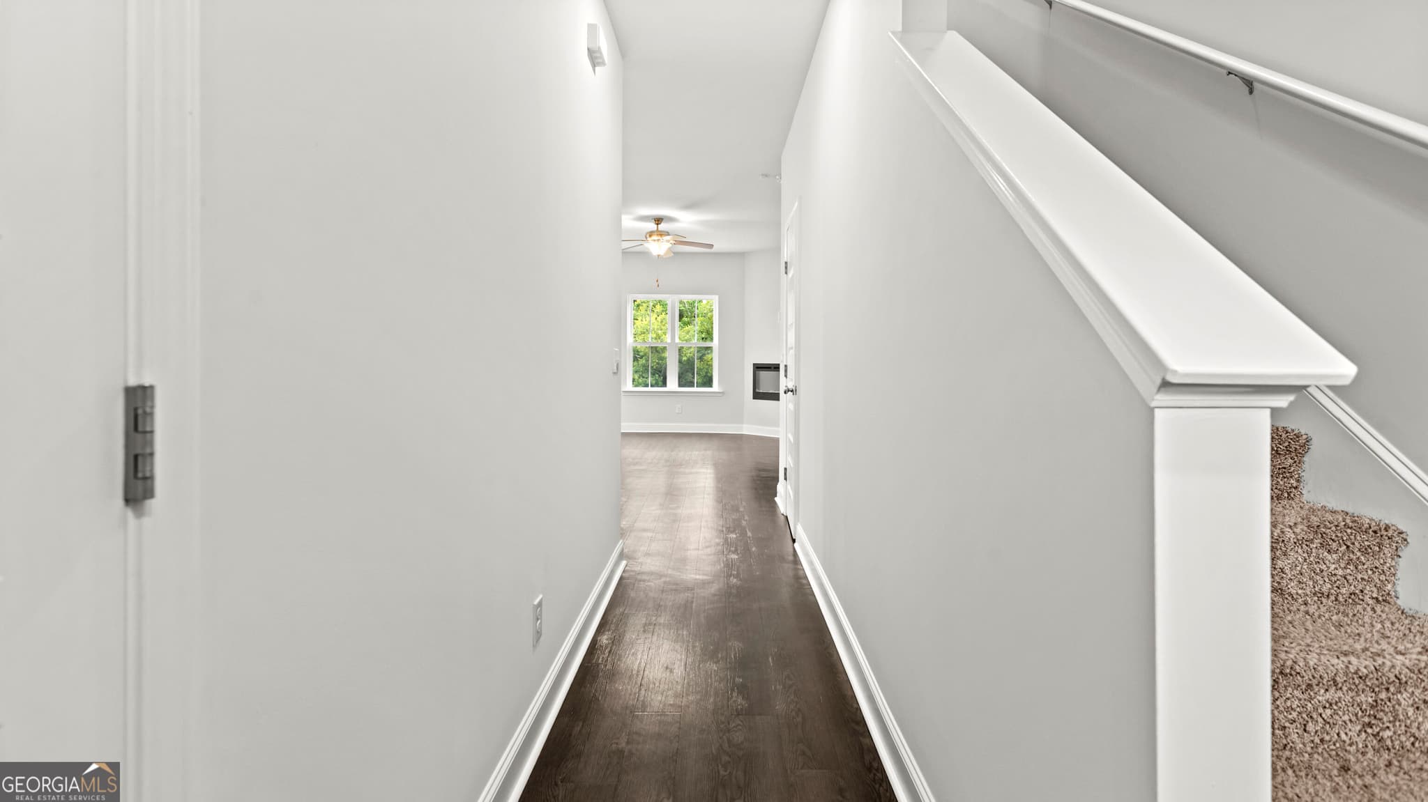 3 bedroom, 2.5 bathroom, 1,498 sq ft townhouse for sale at 29 Leaf Court, Richmond Hill, GA 31324 — photo 4