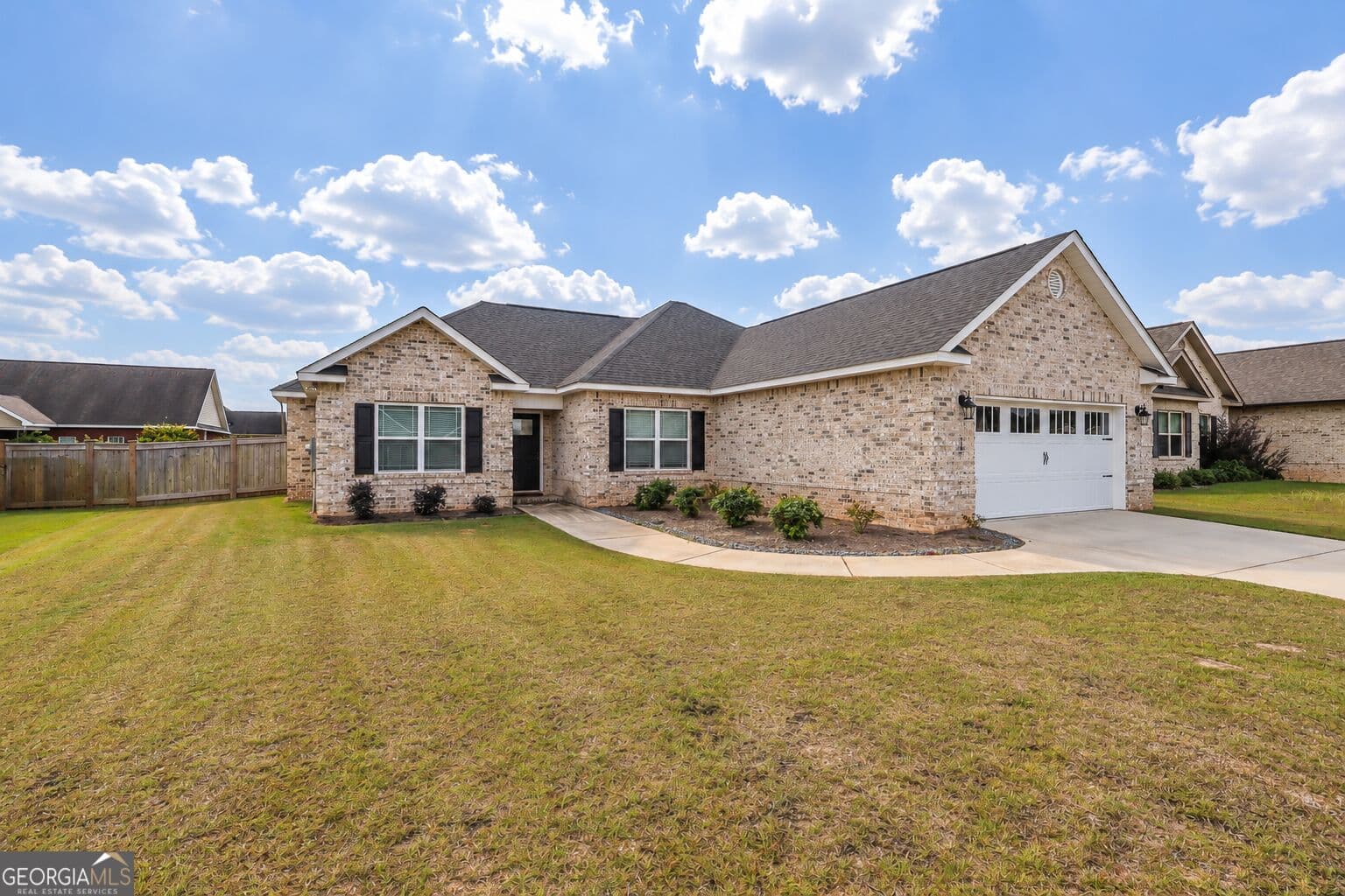 4 bedroom, 2 bathroom, 1,771 sq ft single family residence for sale at 307 Ruger Place, Kathleen, GA 31047 — photo 3