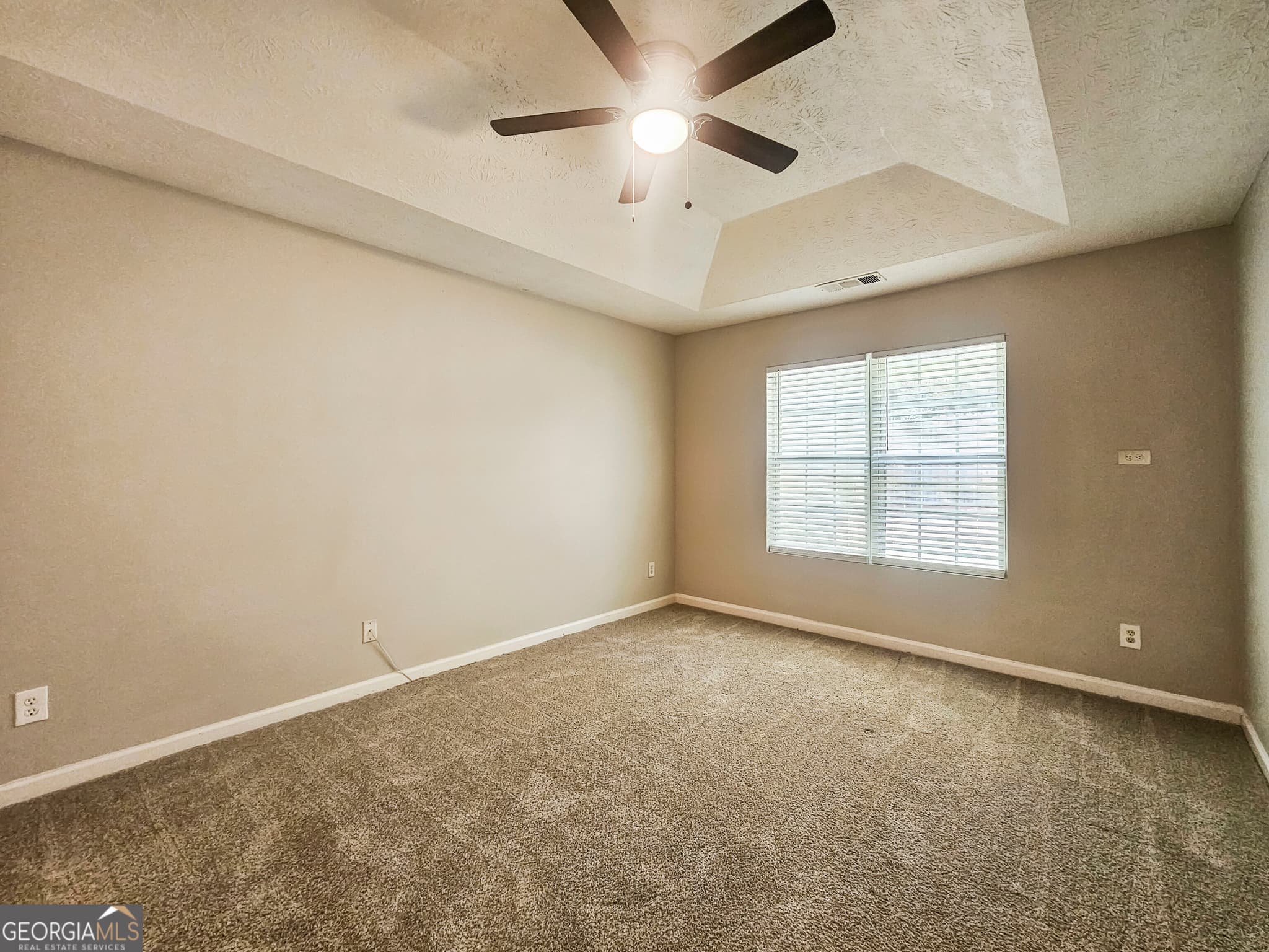 3 bedroom, 2 bathroom, 3,456 sq ft single family residence for rent at 3607 Oakland Spring Court, Snellville, GA 30039 for $2,025 a month — photo 10